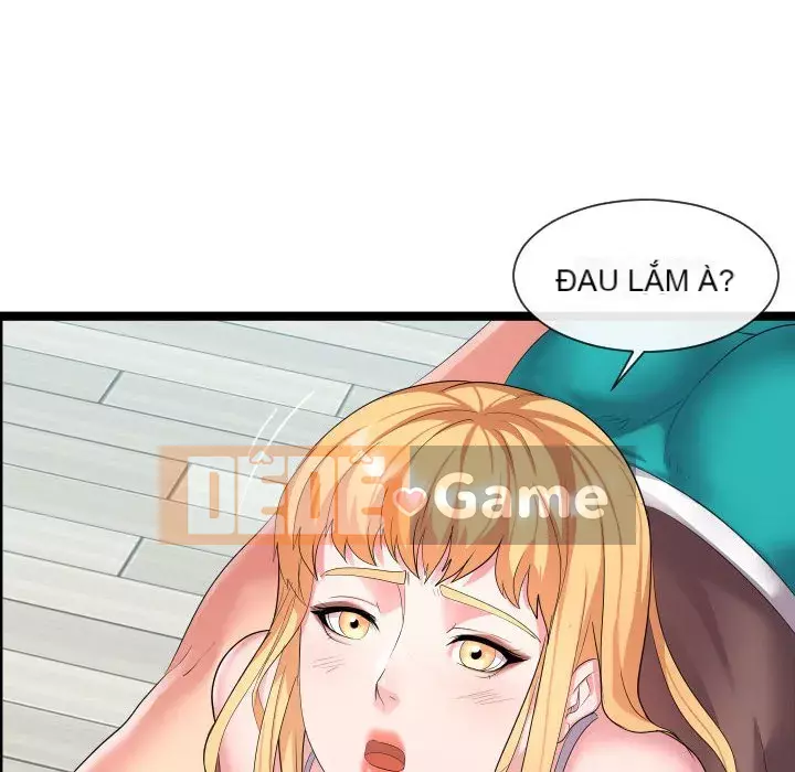 Hàng xóm nhà bên lạ thật Chương 1-10