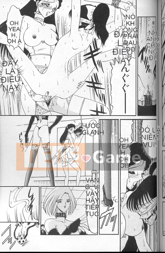 [Saki Komura] Màu đỏ thẫm