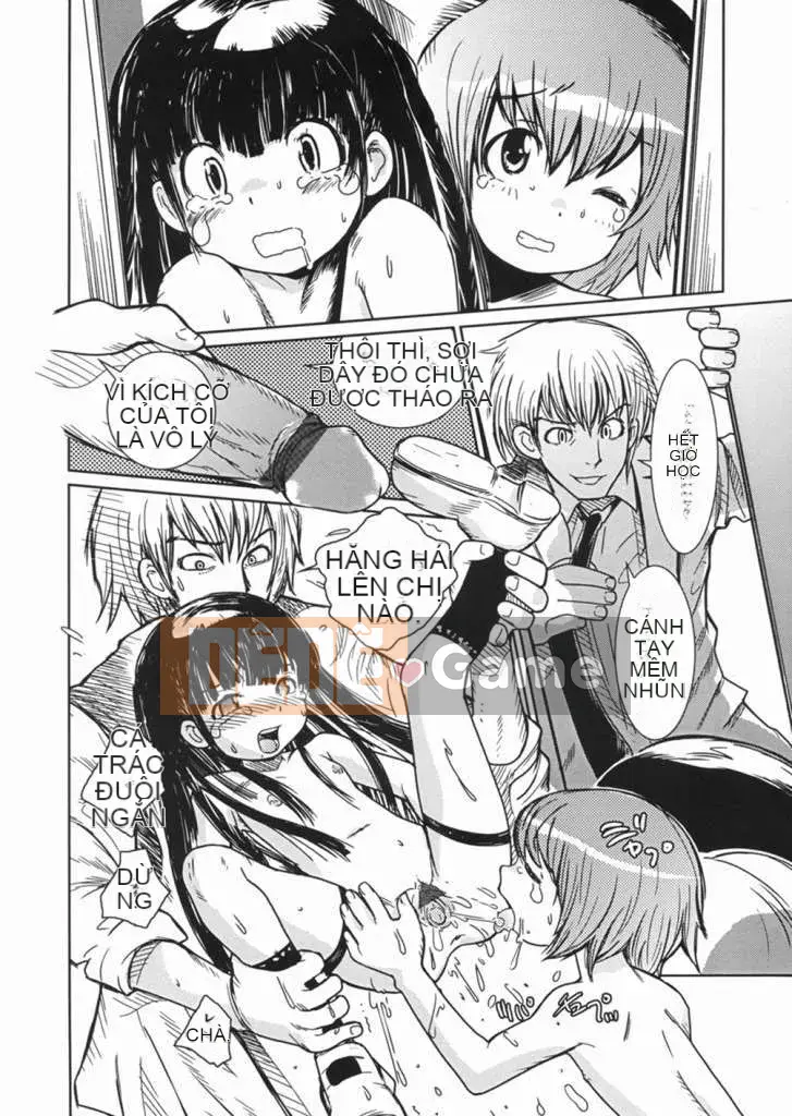 Trẻ em tiếp xúc bí mật