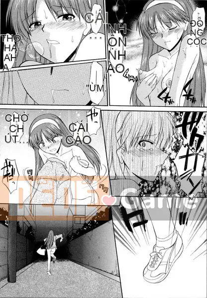 đi bộ thẳng đứng trần truồng