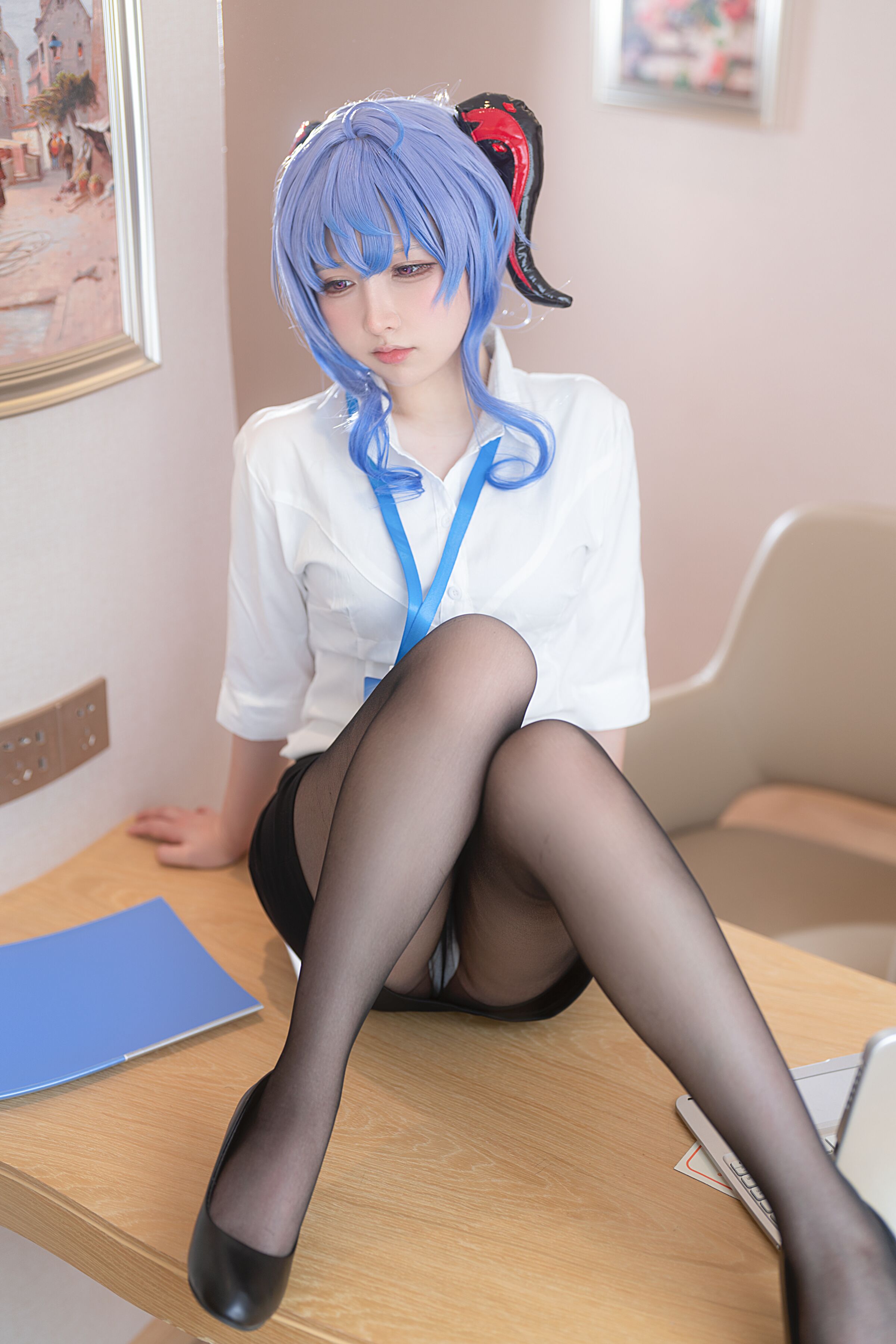 Sakura Li Li Eriri - Thư ký Gan Yu