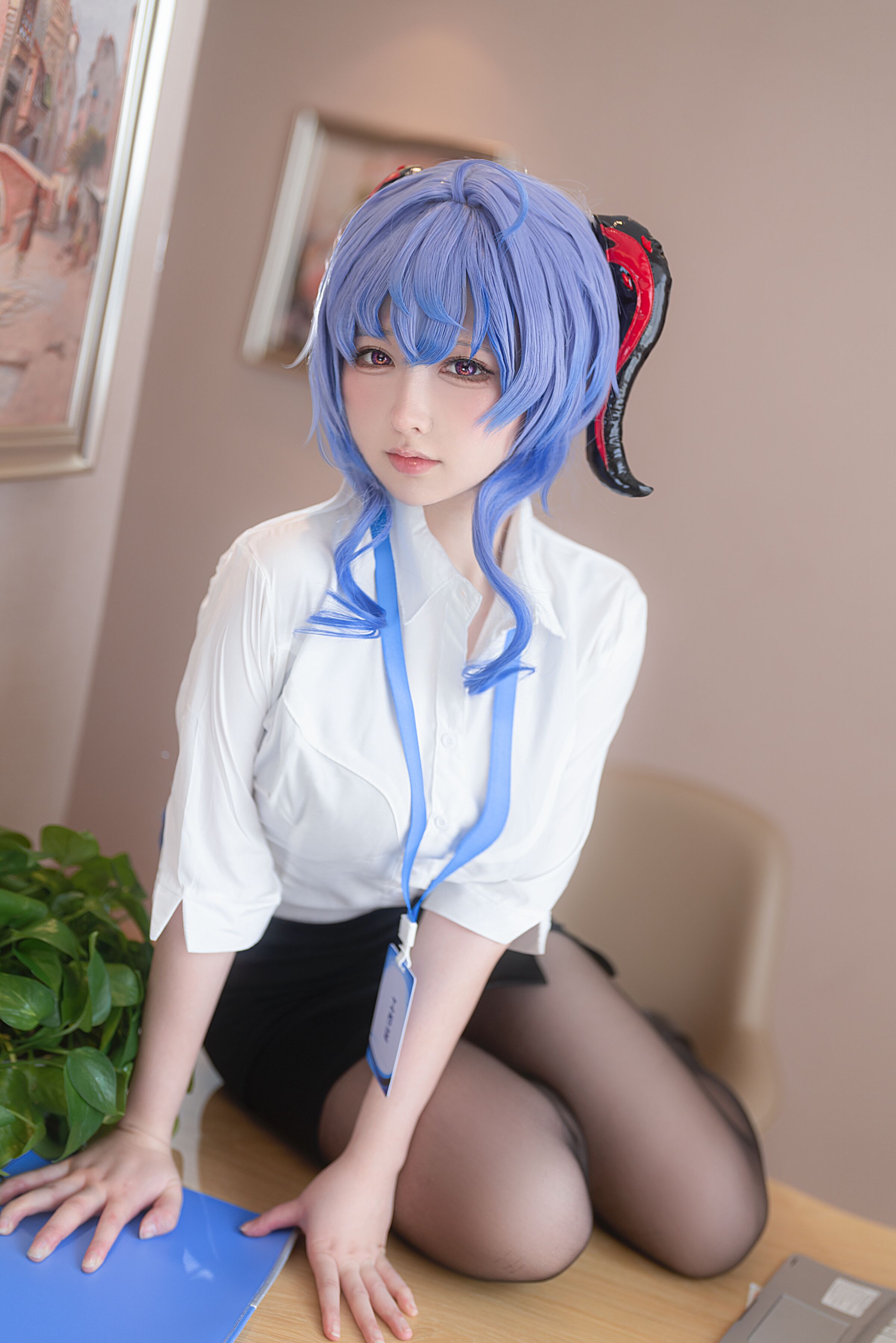 Sakura Li Li Eriri - Thư ký Gan Yu