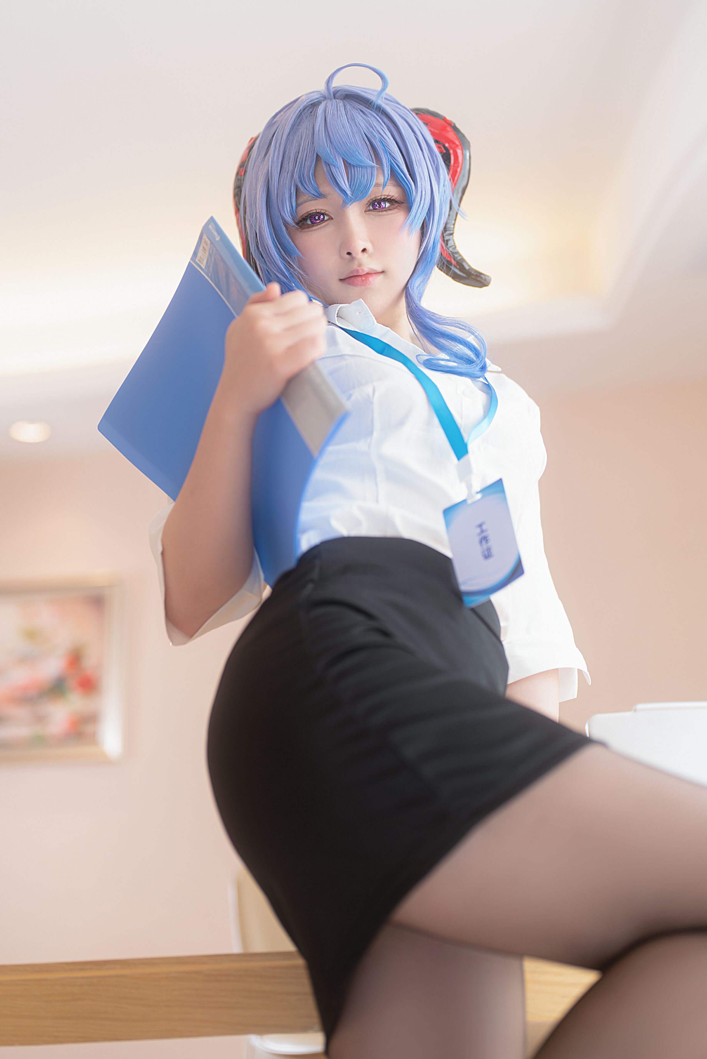 Sakura Li Li Eriri - Thư ký Gan Yu