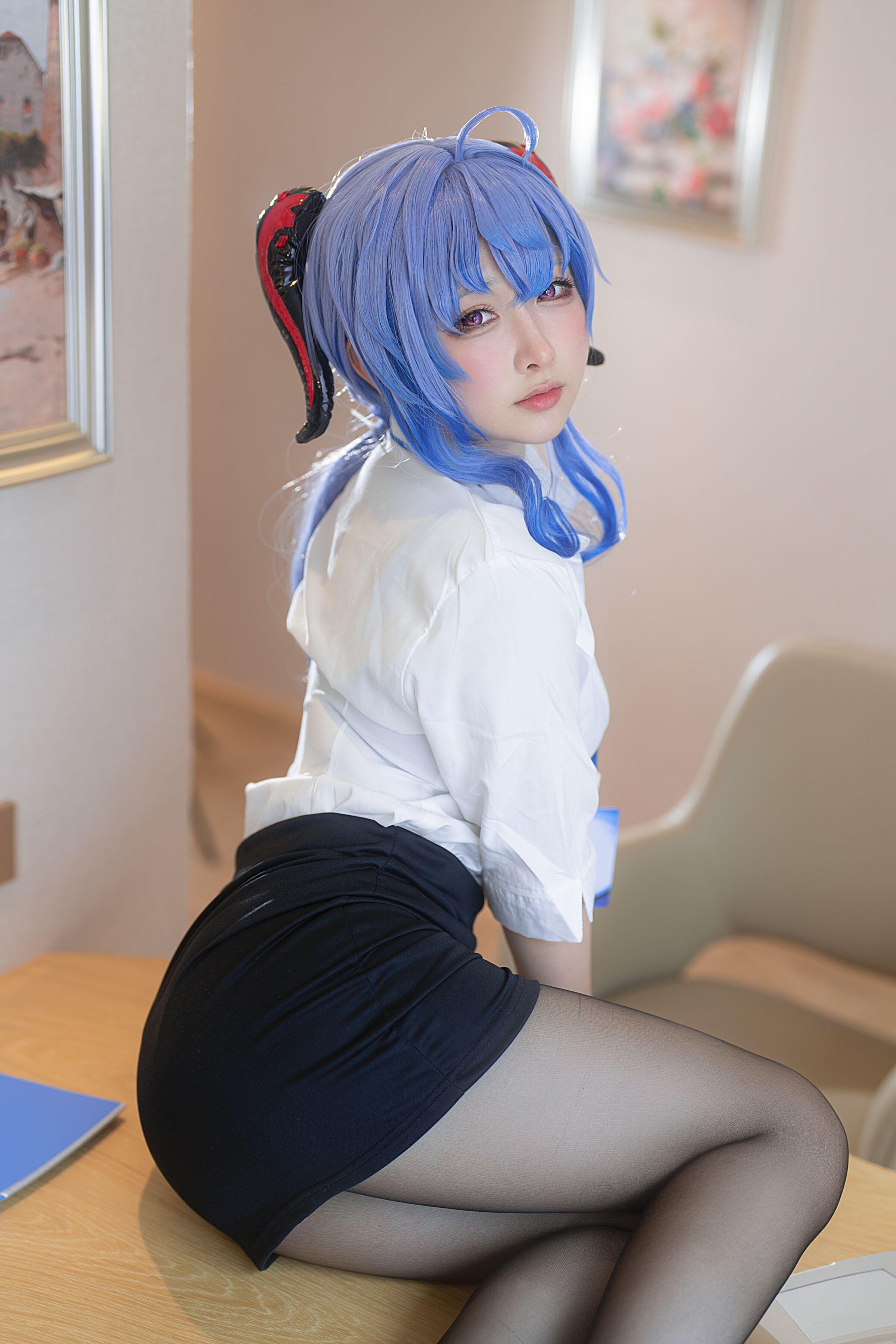 Sakura Li Li Eriri - Thư ký Gan Yu