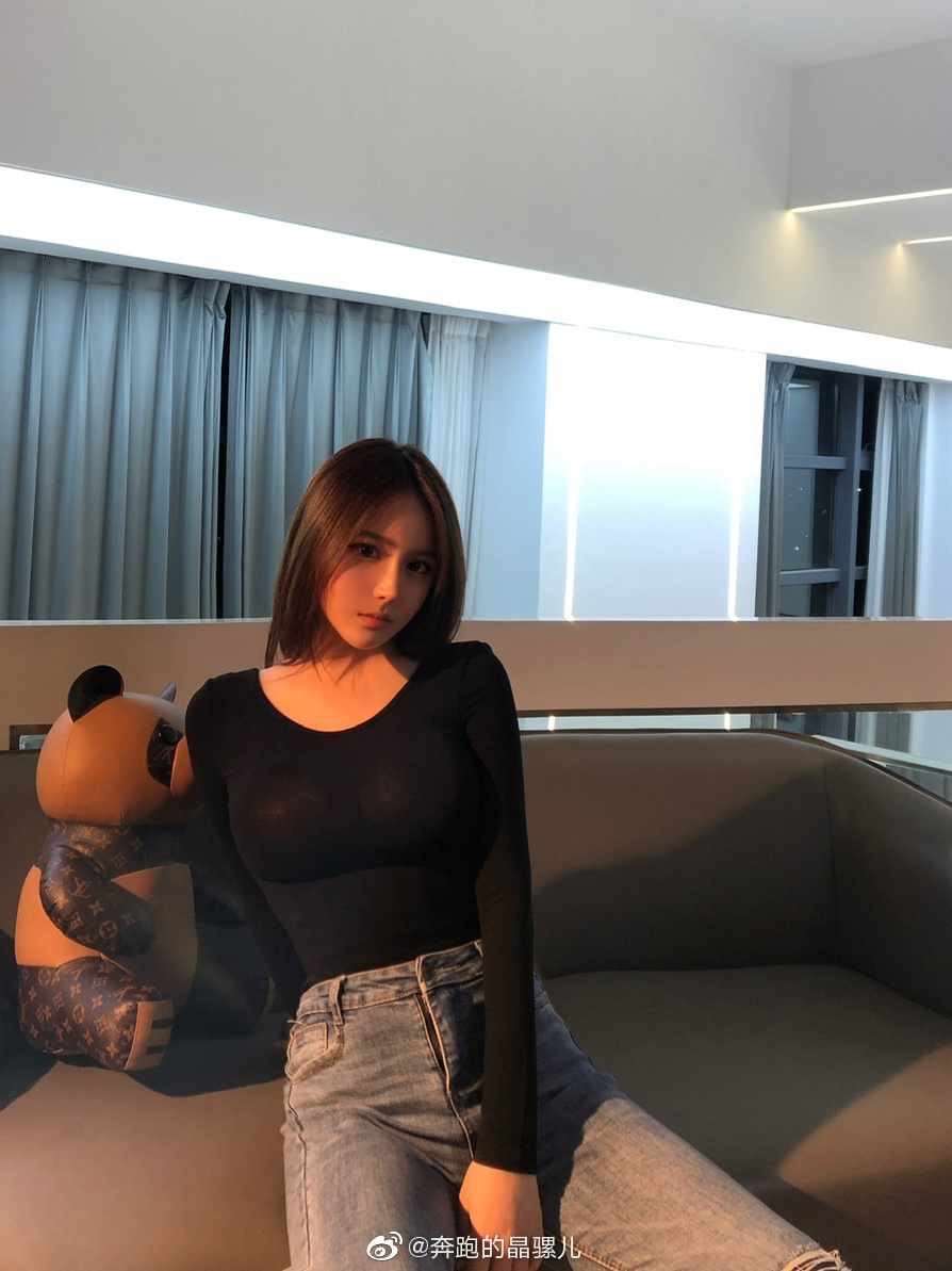 Chạy hình ảnh Weibo của Jingluoer