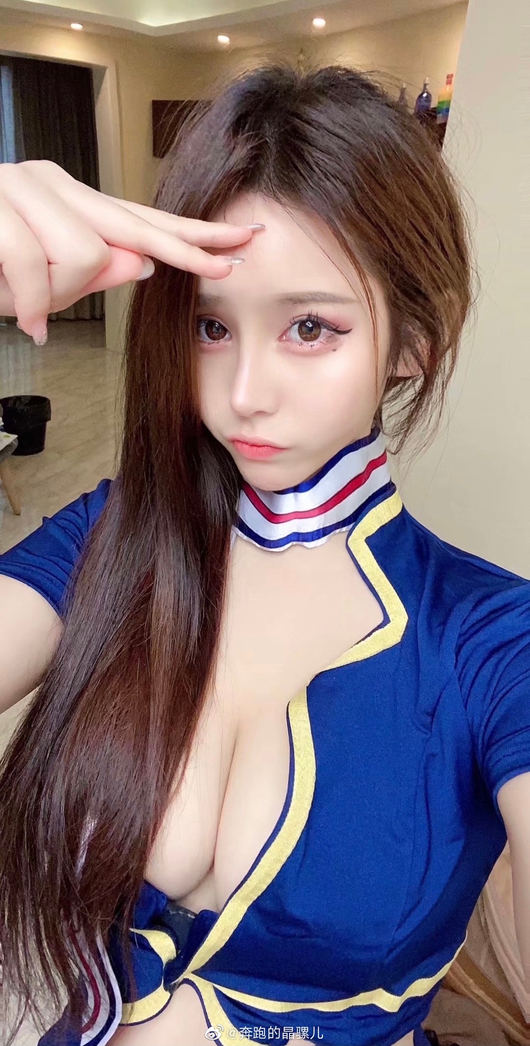Chạy hình ảnh Weibo của Jingluoer