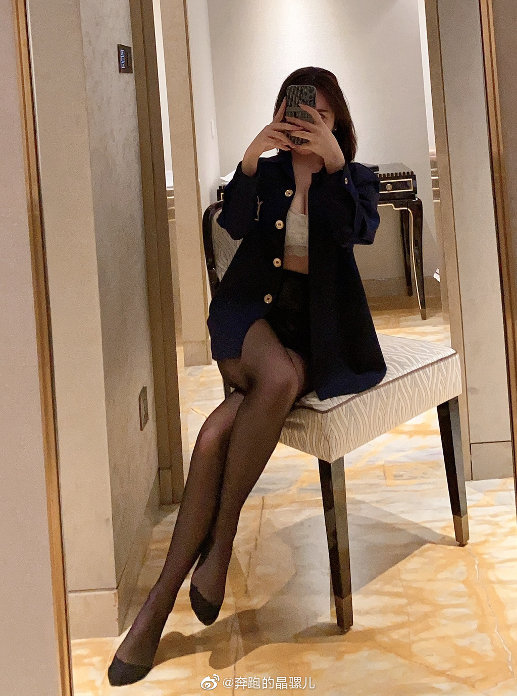 Chạy hình ảnh Weibo của Jingluoer