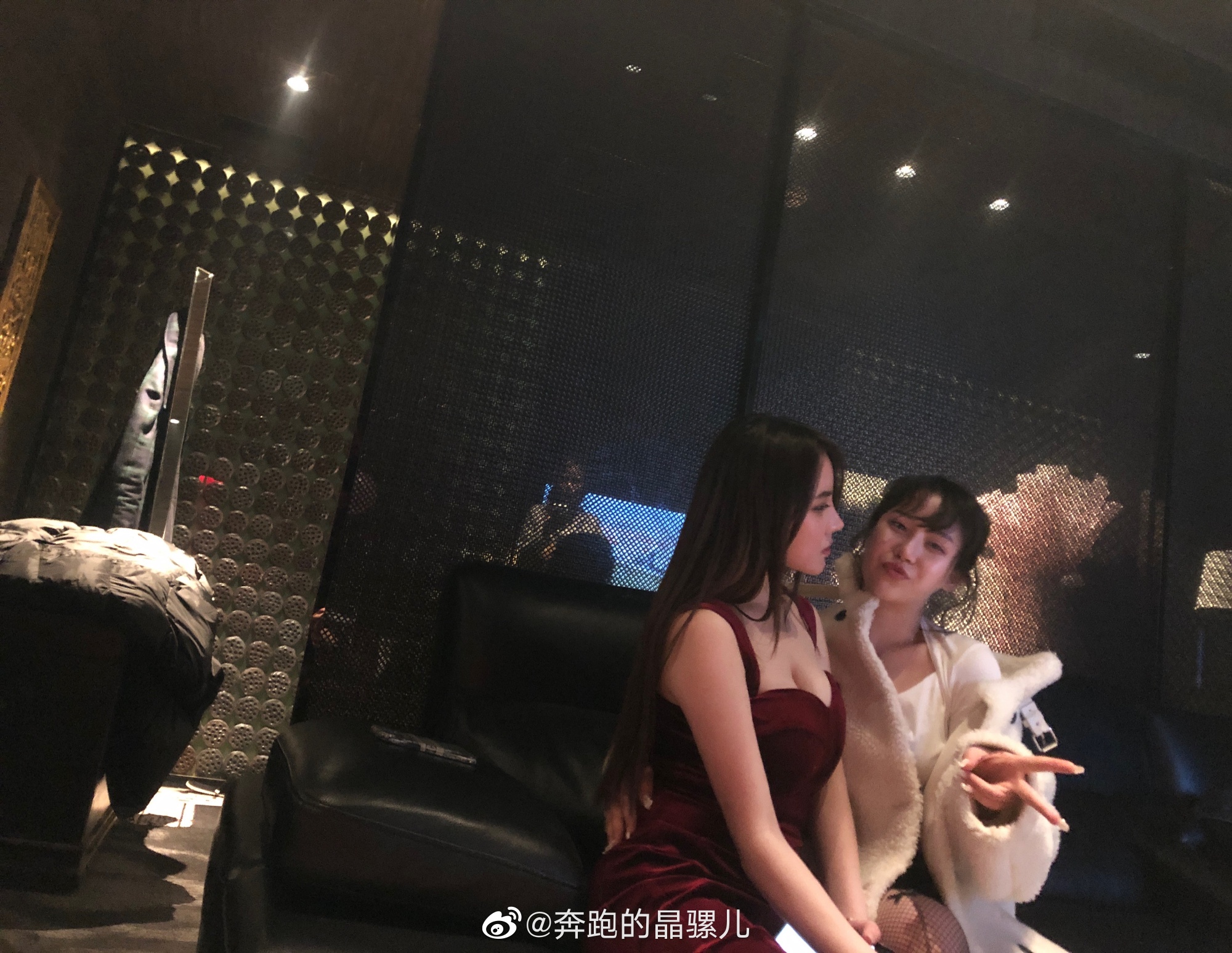 Chạy hình ảnh Weibo của Jingluoer