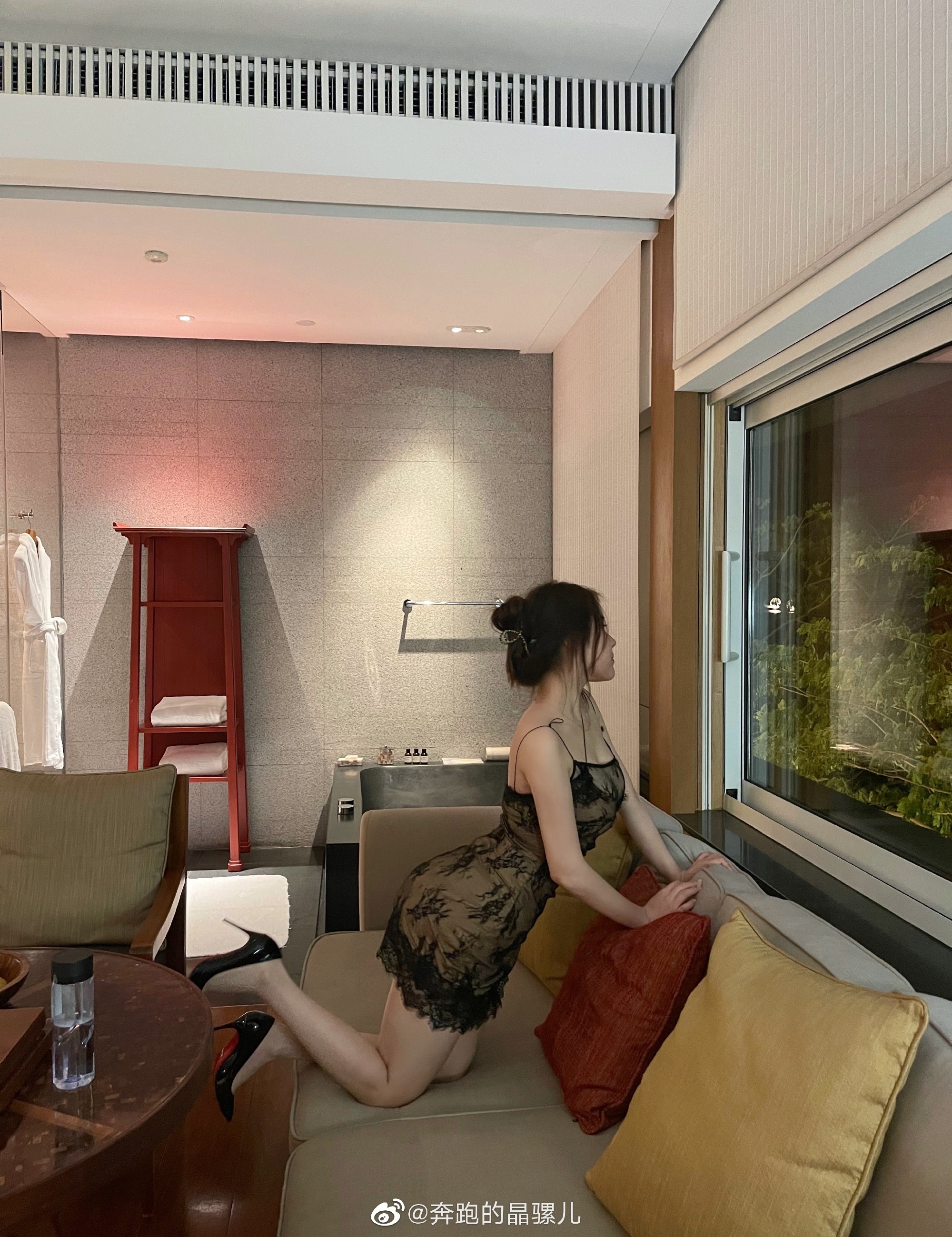 Chạy hình ảnh Weibo của Jingluoer