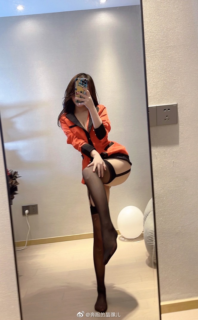 Chạy hình ảnh Weibo của Jingluoer