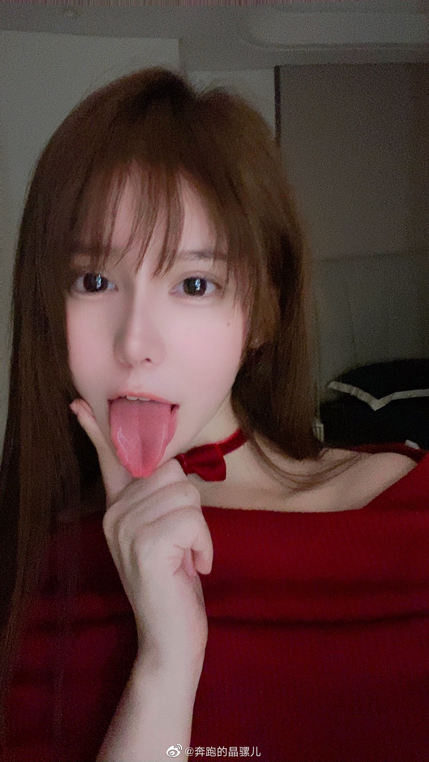 Chạy hình ảnh Weibo của Jingluoer