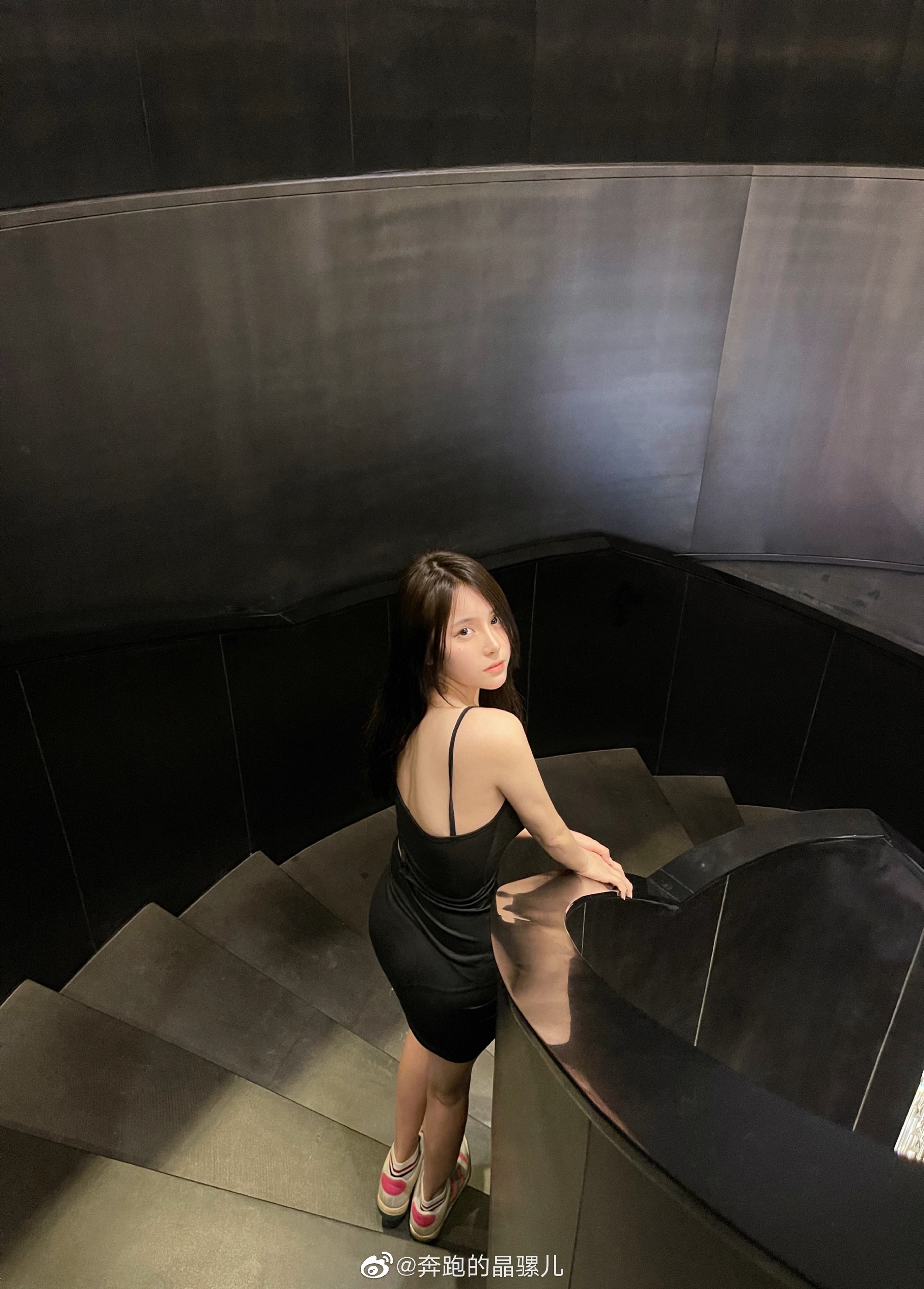 Chạy hình ảnh Weibo của Jingluoer