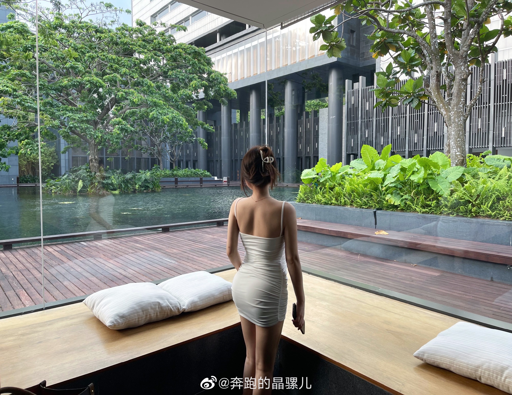 Chạy hình ảnh Weibo của Jingluoer