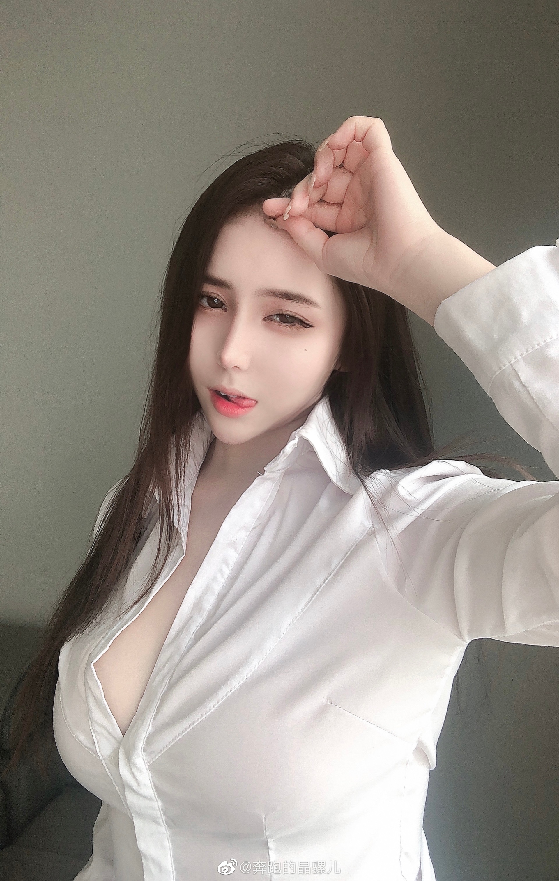Chạy hình ảnh Weibo của Jingluoer