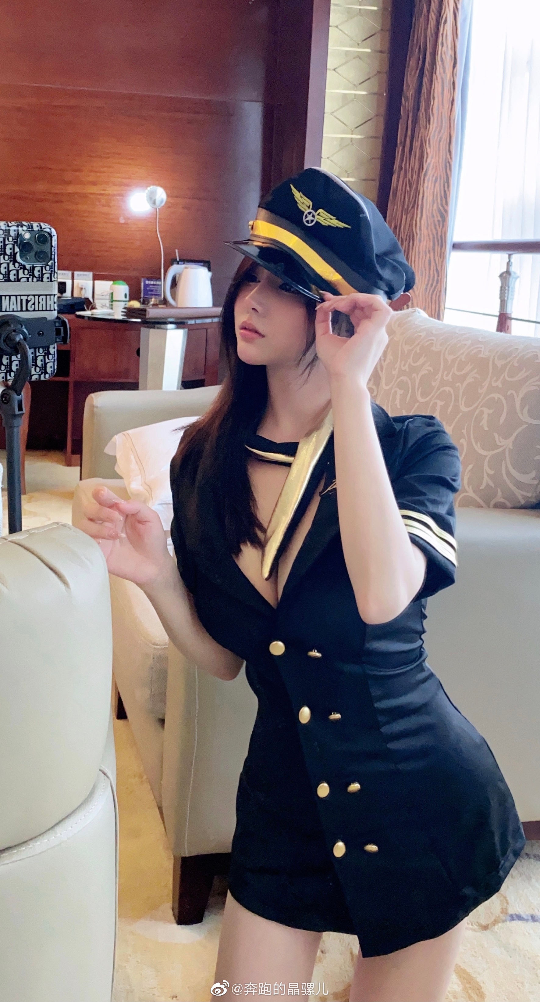 Chạy hình ảnh Weibo của Jingluoer
