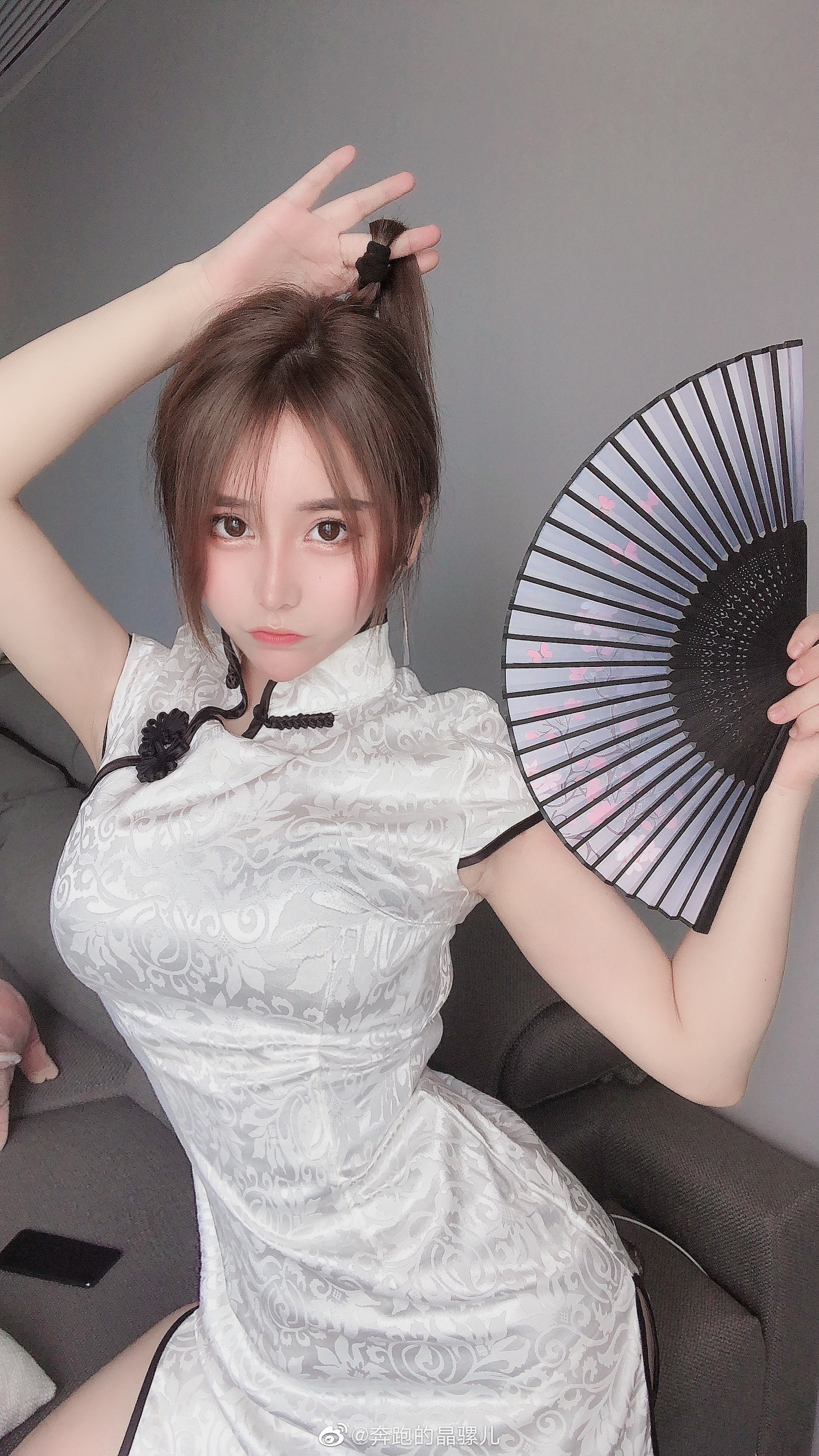 Chạy hình ảnh Weibo của Jingluoer