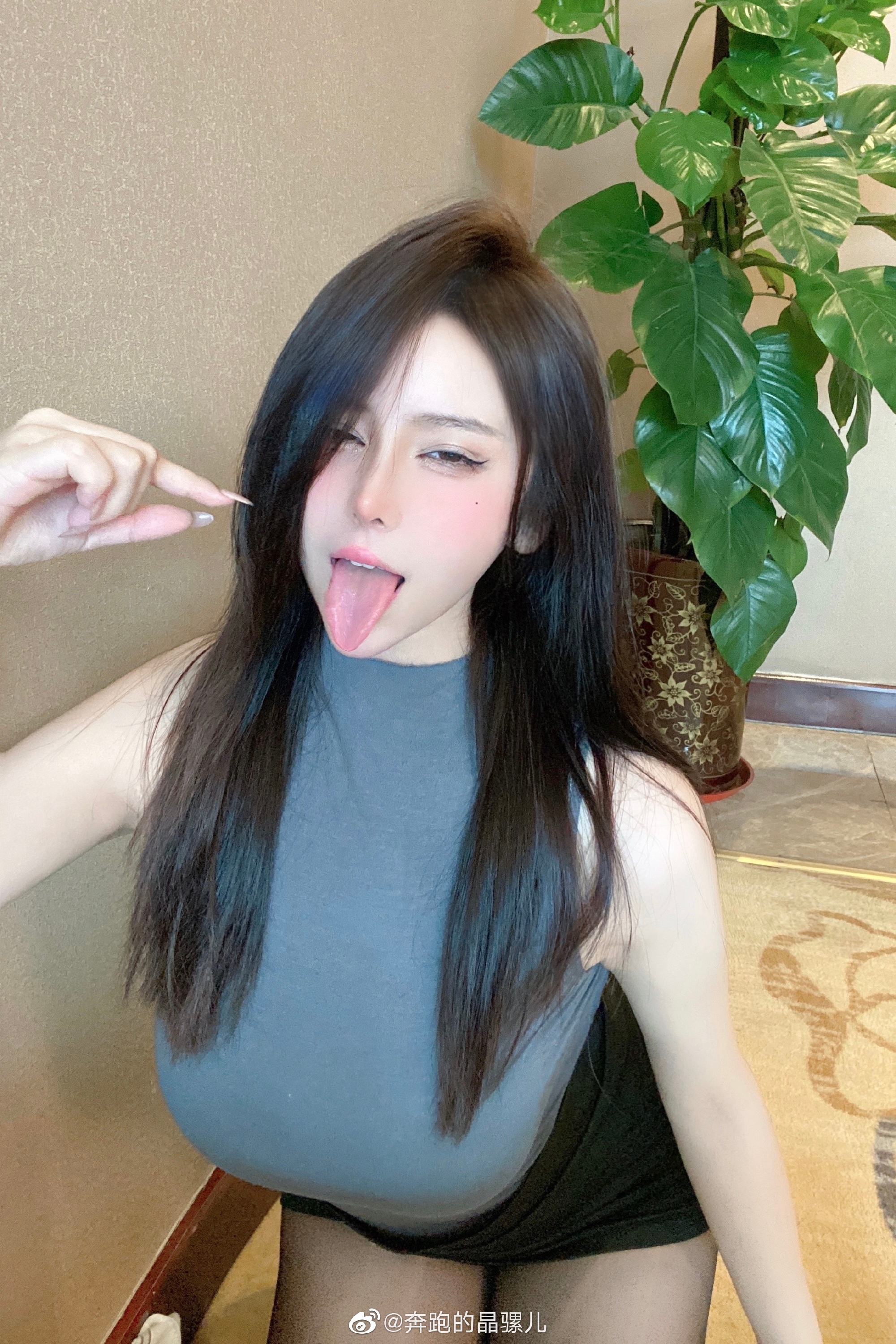 Chạy hình ảnh Weibo của Jingluoer
