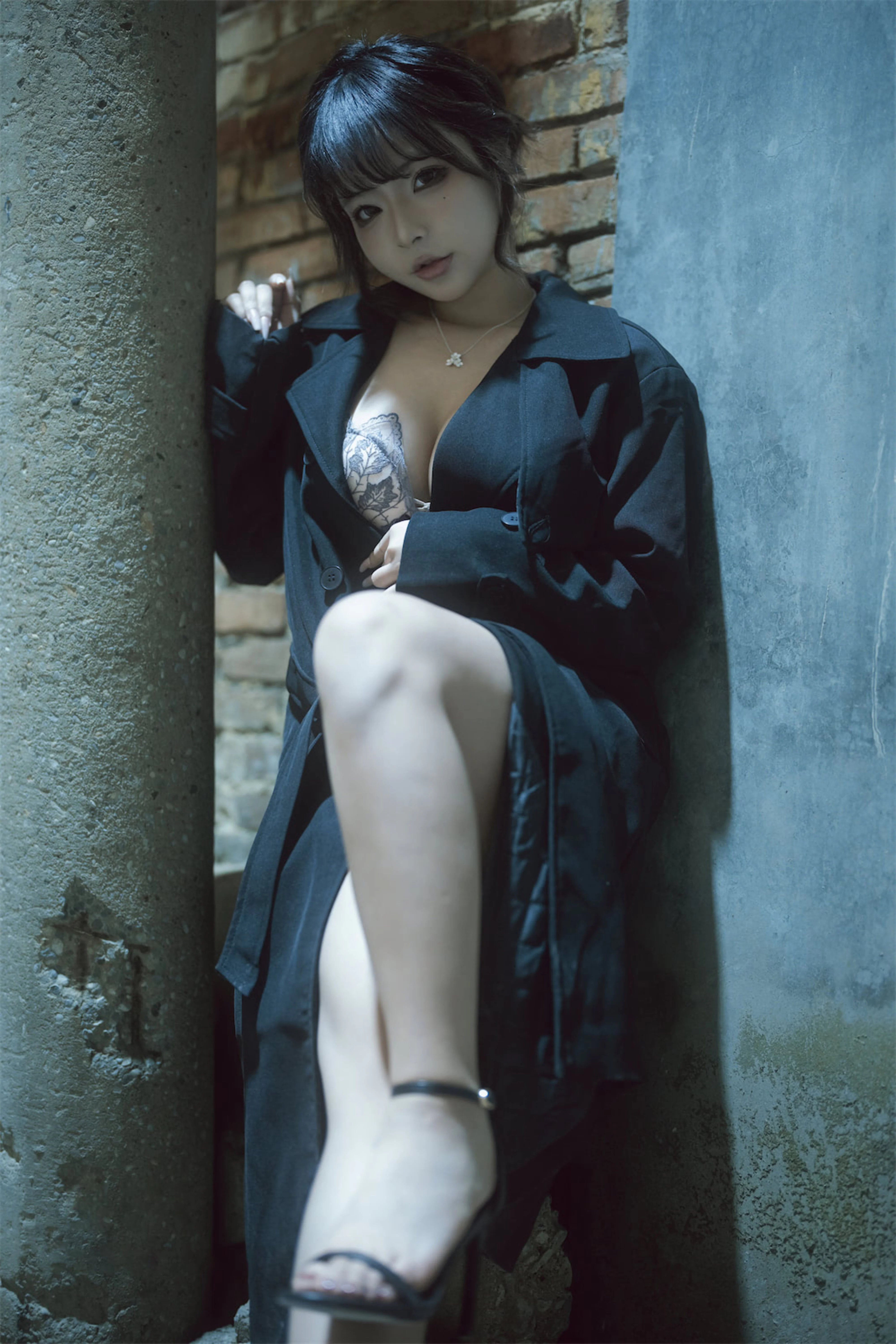 Yuuhui Yuhui hẻm tối