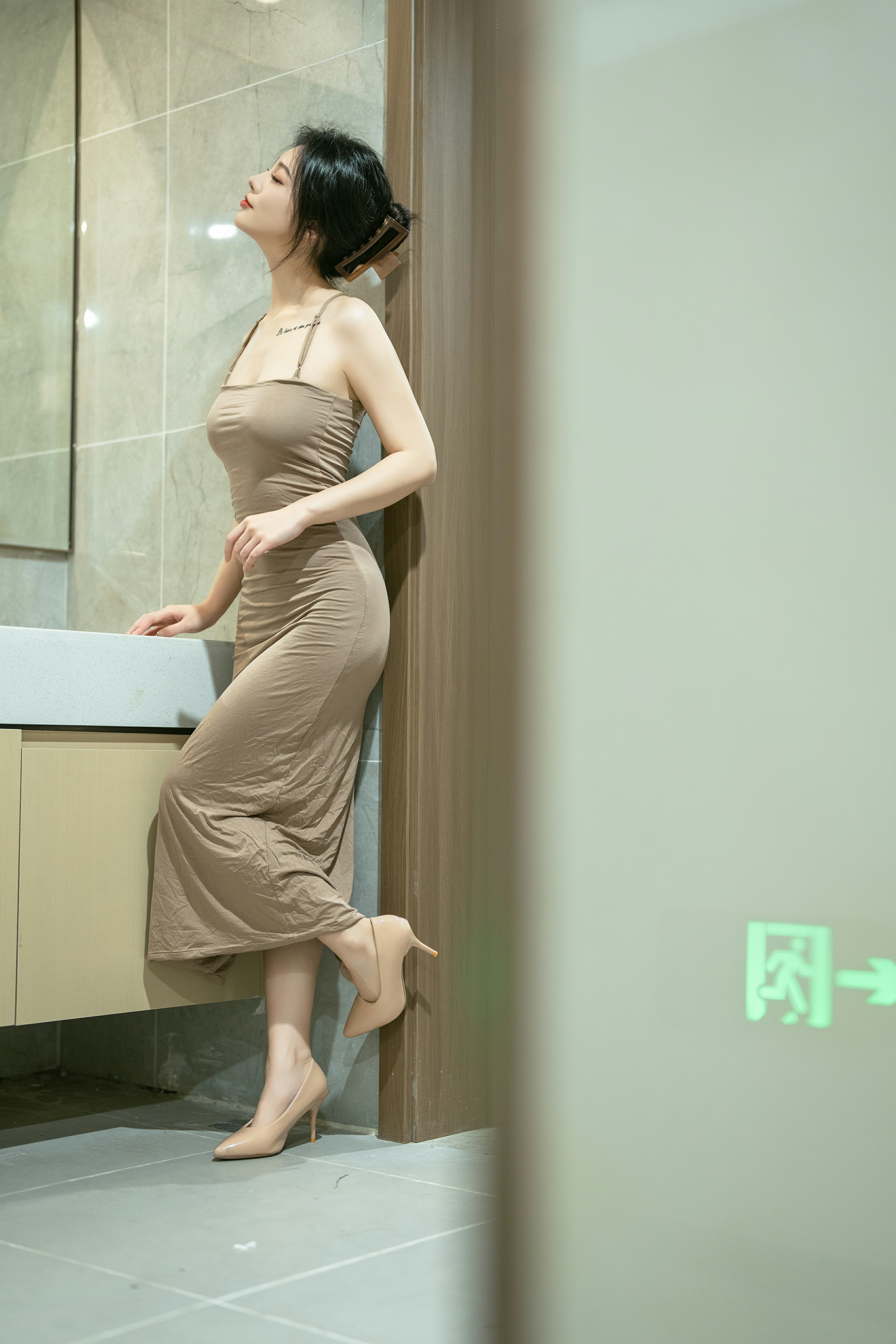 Taoliang Ah House - Váy treo (Nhà vệ sinh công cộng)