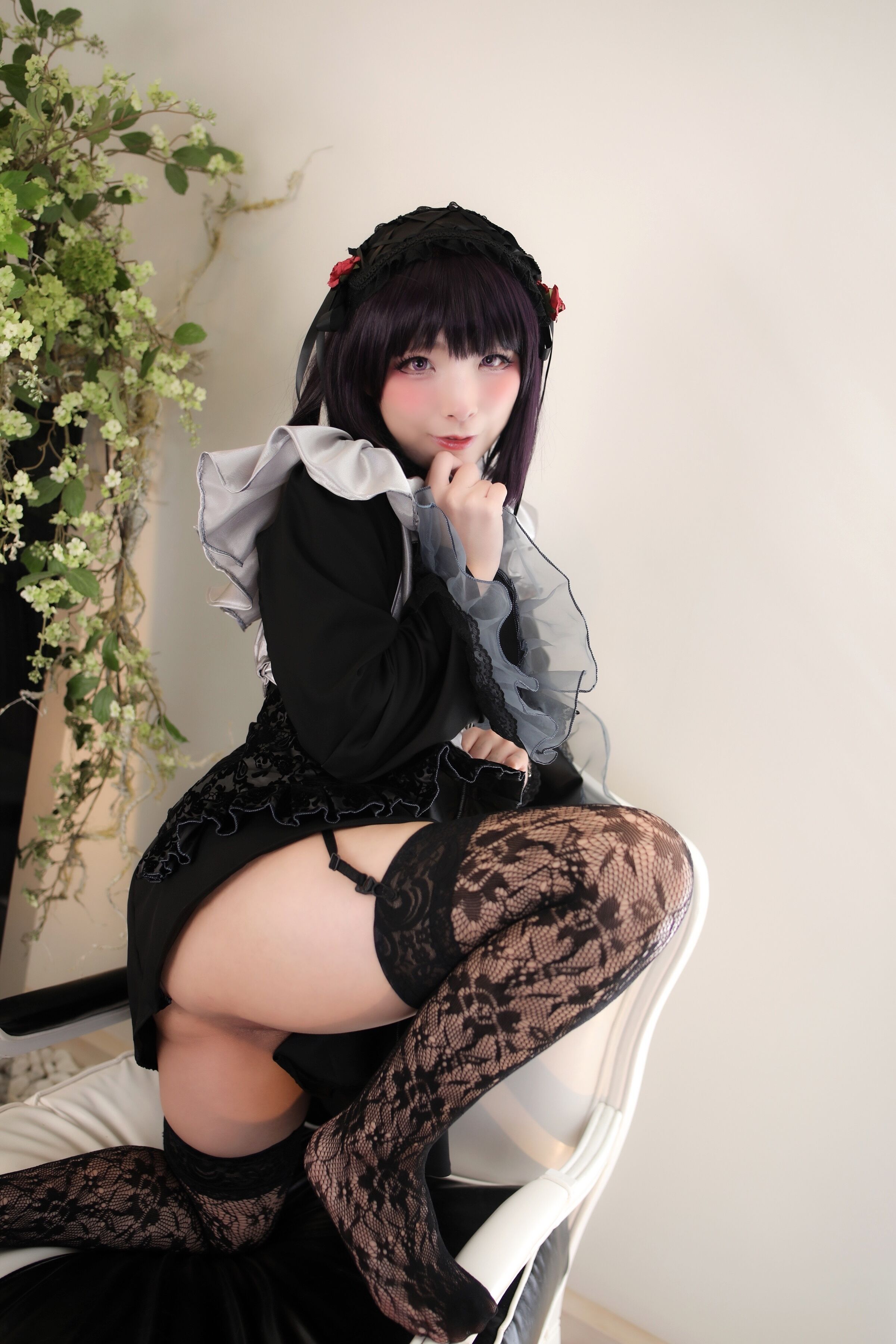 Trong trường hợp của Shizukutan, Komo-chan ăn mặc