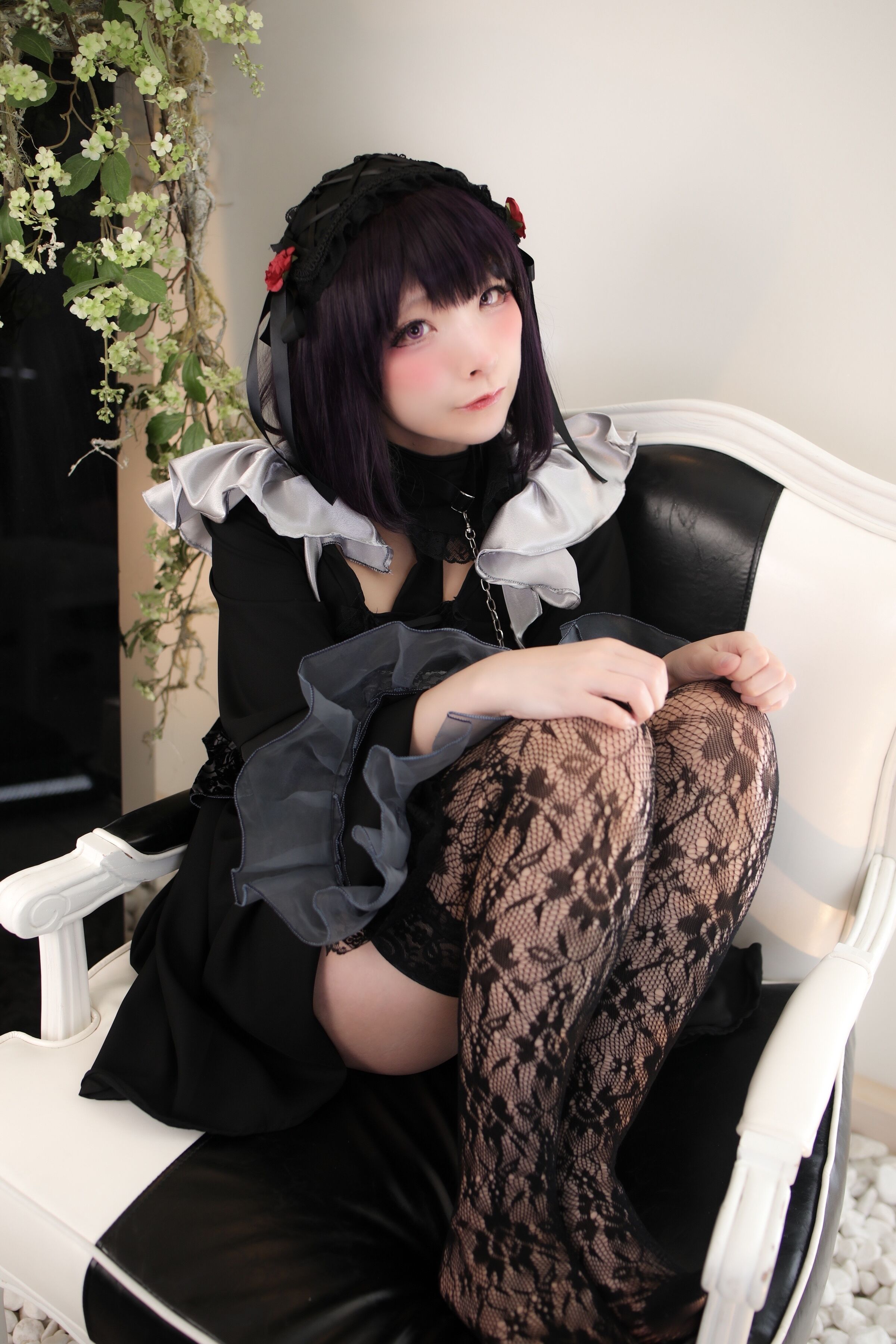 Trong trường hợp của Shizukutan, Komo-chan ăn mặc