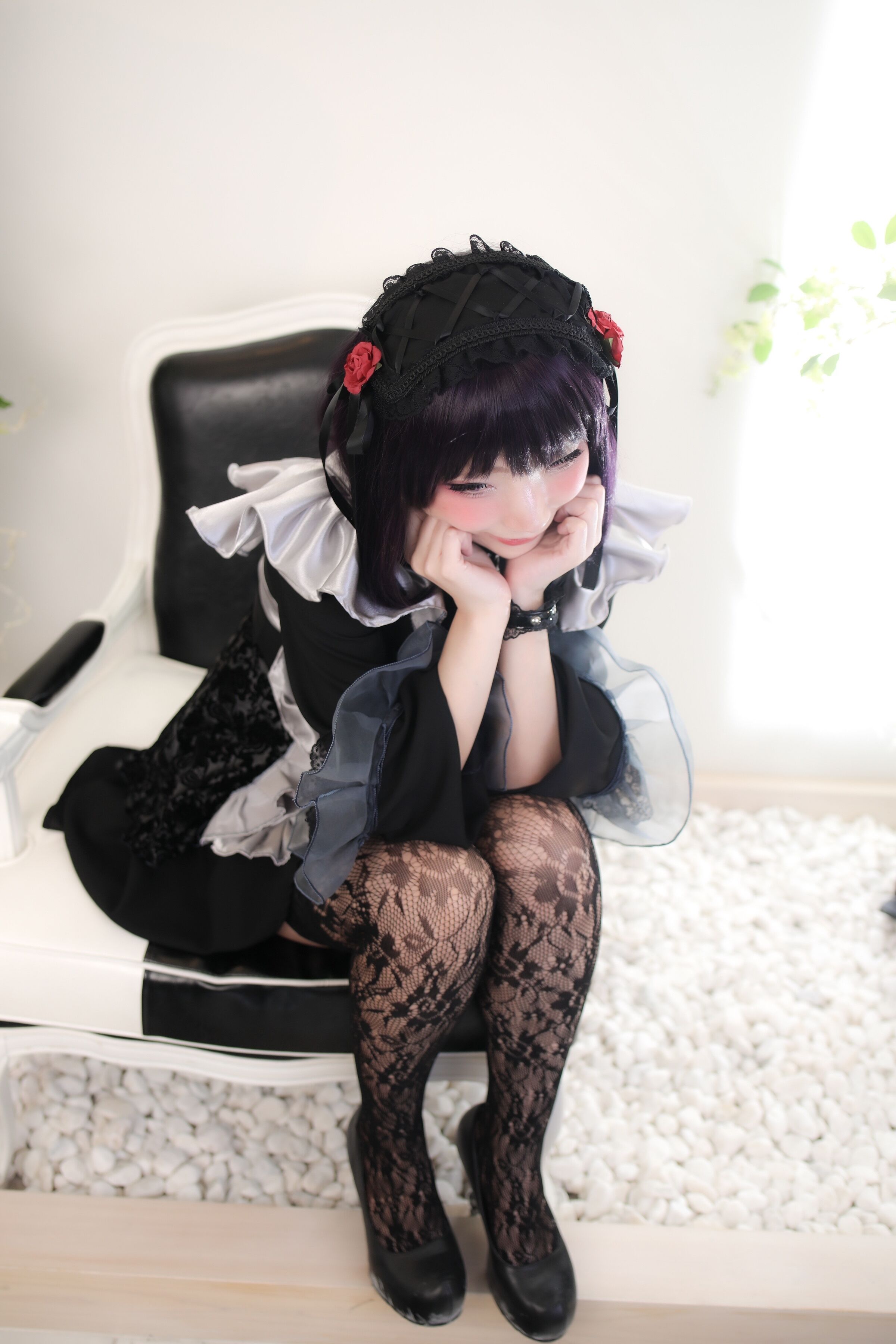 Trong trường hợp của Shizukutan, Komo-chan ăn mặc