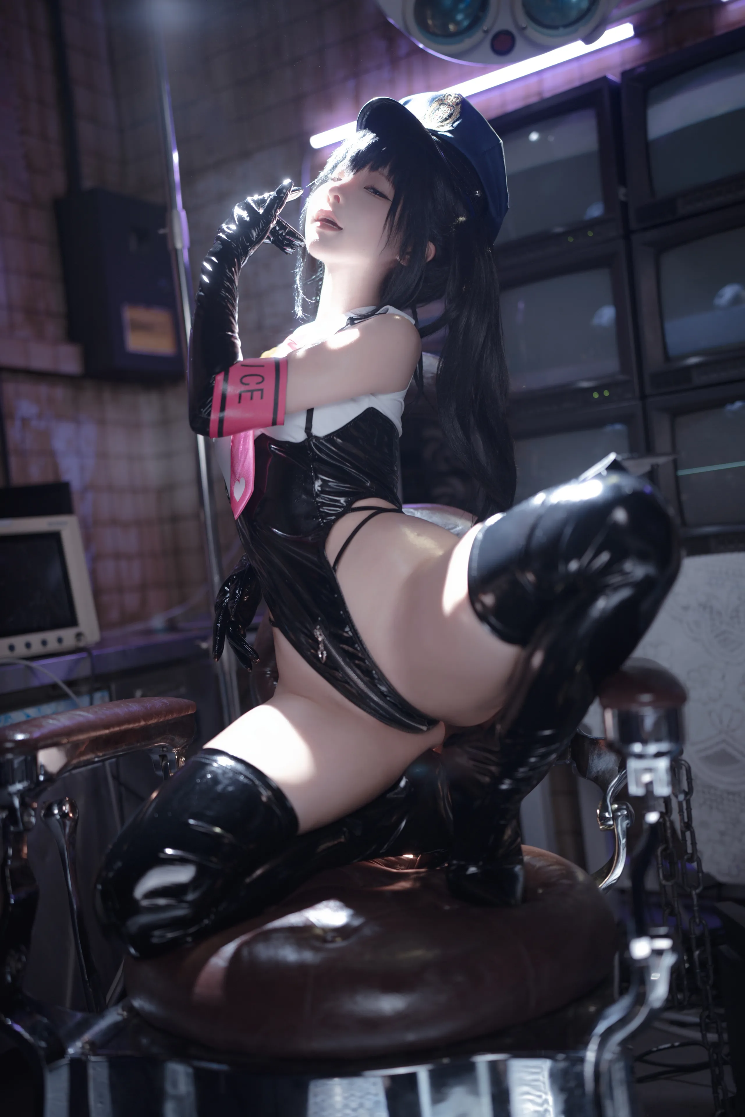 Momo ngu ngốc - utsunomiya saki