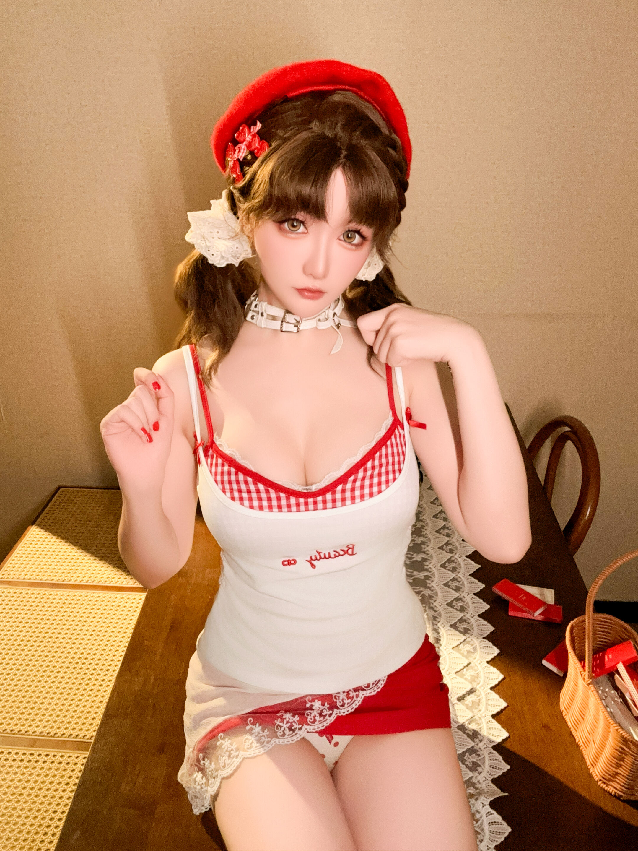 STAR: Chichi - Hood Red Red của Match Work & Love Pets