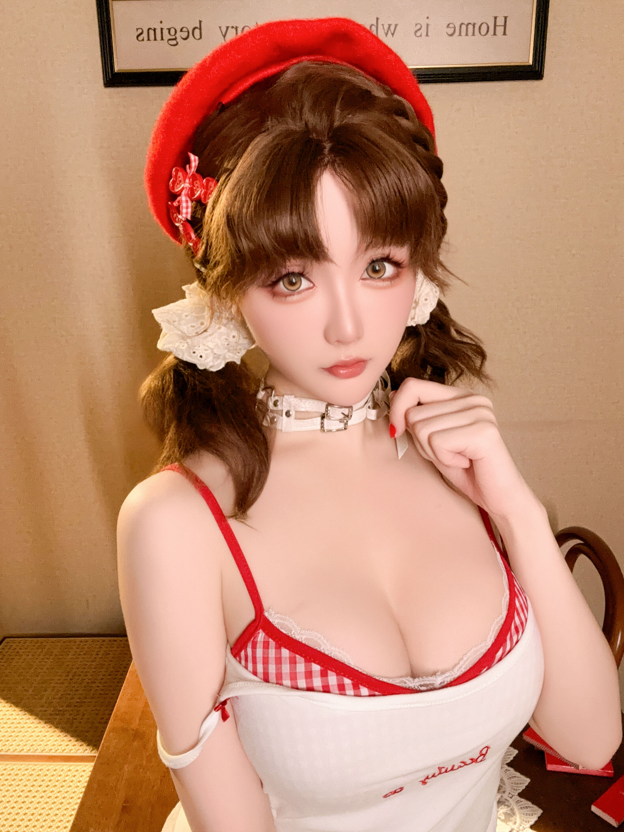 STAR: Chichi - Hood Red Red của Match Work & Love Pets