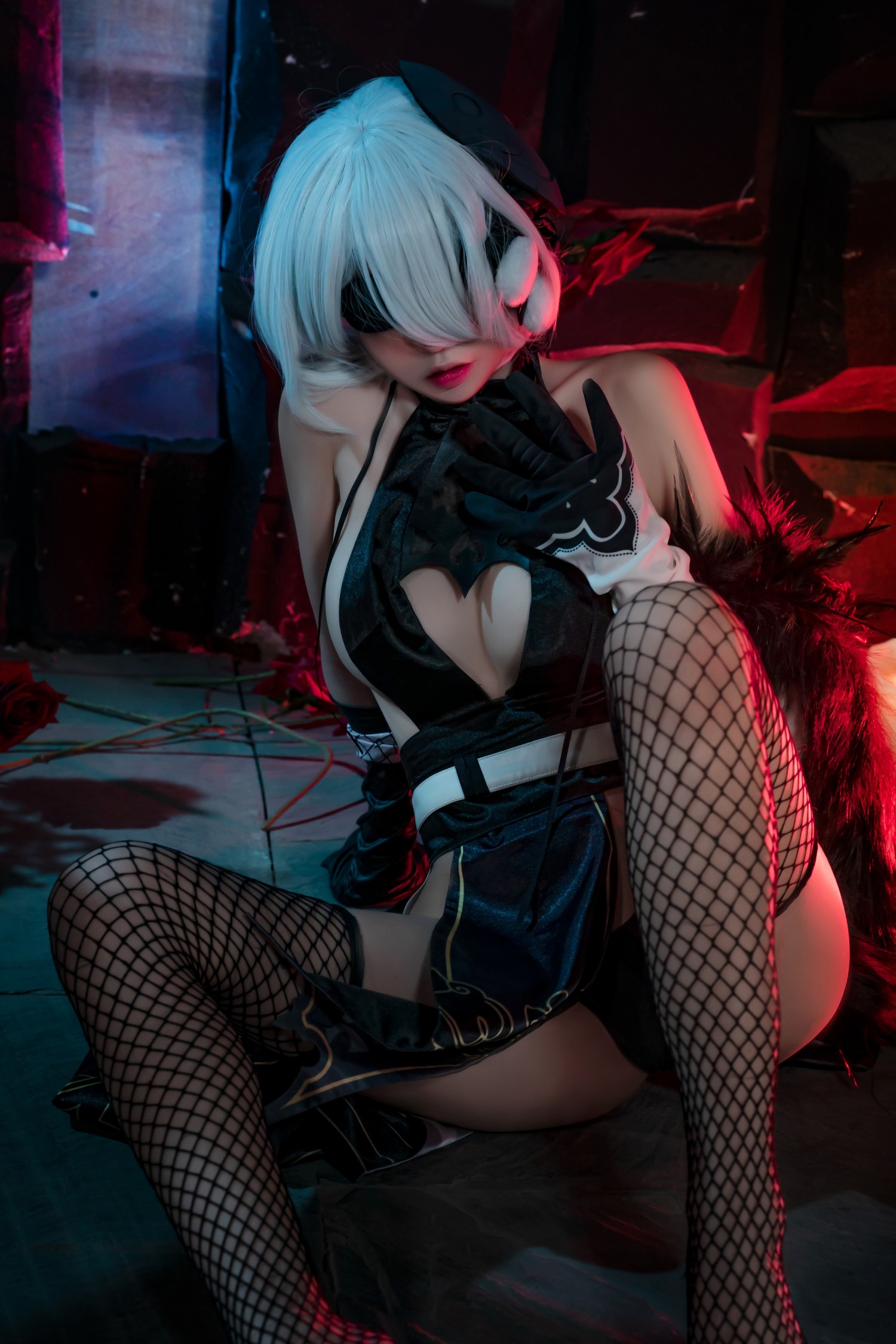 Hornycos - dễ thương 2B cho thấy cơ thể hoàn hảo của cô ấy (Patreon)