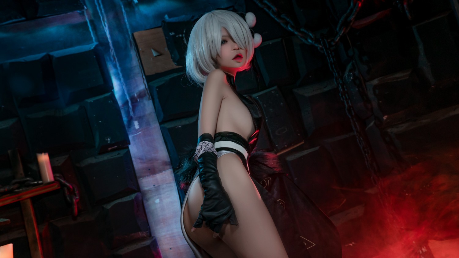 Hornycos - dễ thương 2B cho thấy cơ thể hoàn hảo của cô ấy (Patreon)