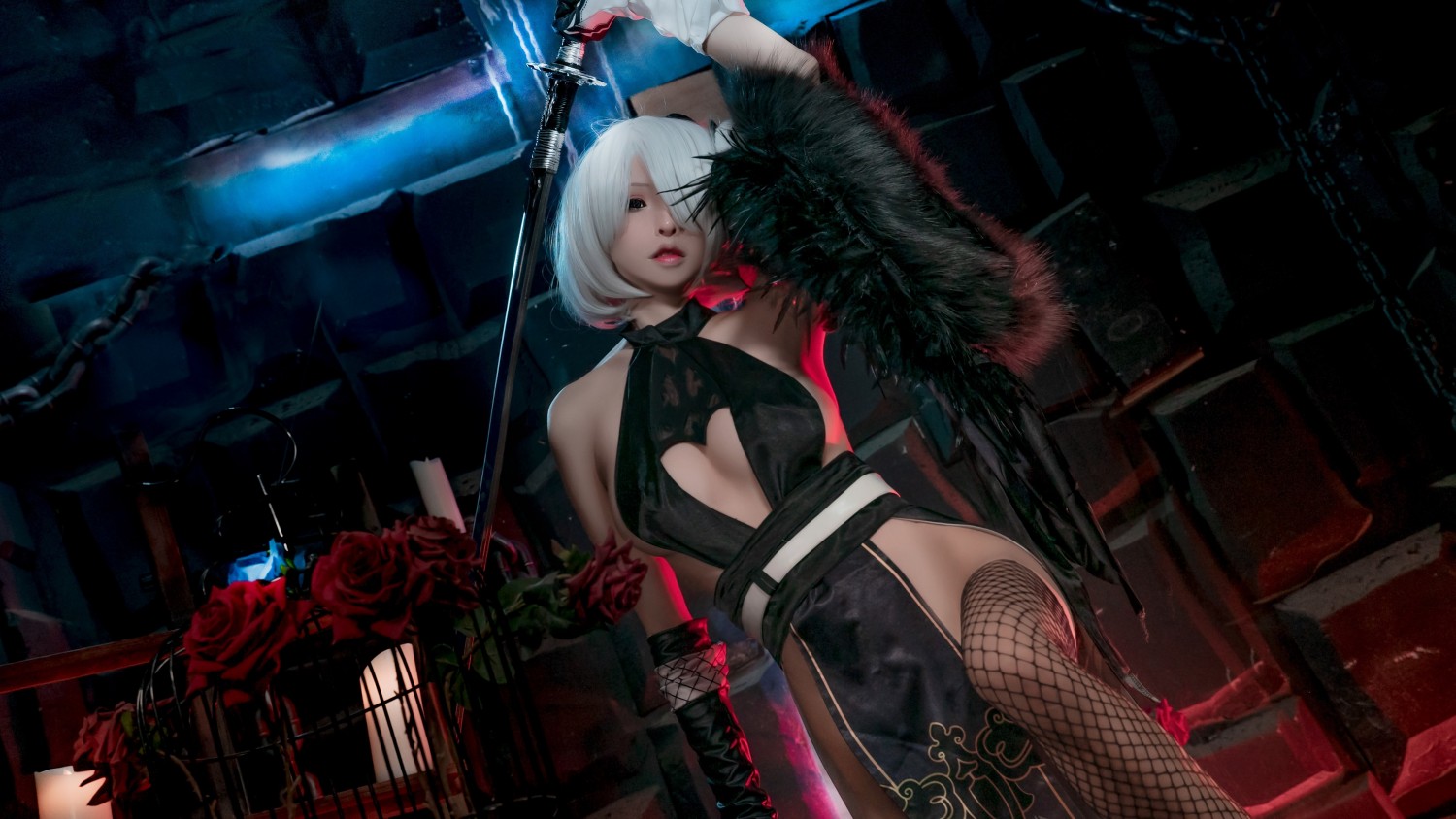 Hornycos - dễ thương 2B cho thấy cơ thể hoàn hảo của cô ấy (Patreon)