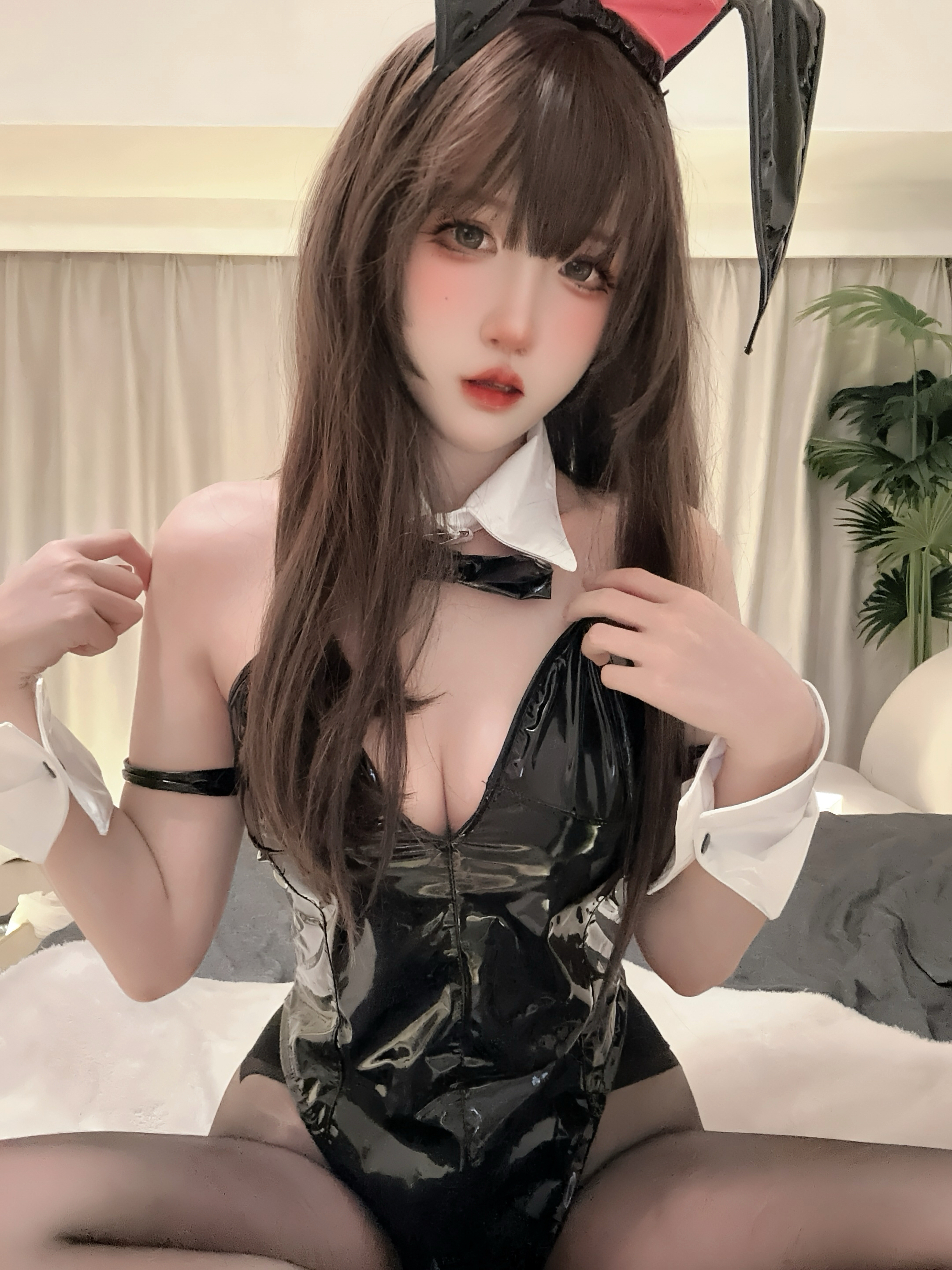 F -Axun Kaori - Bunny Girl [46p+5V/210MB]