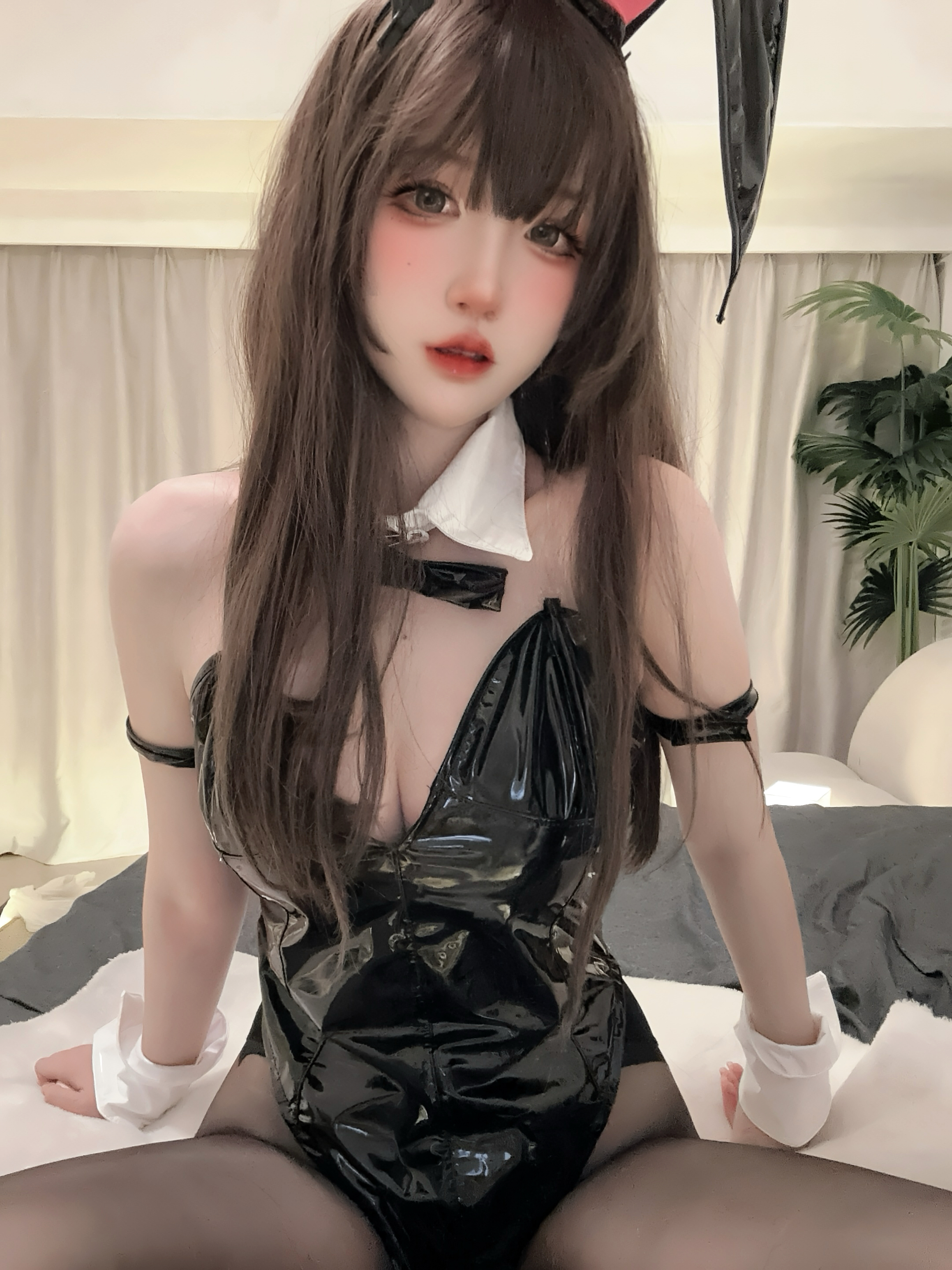 F -Axun Kaori - Bunny Girl [46p+5V/210MB]