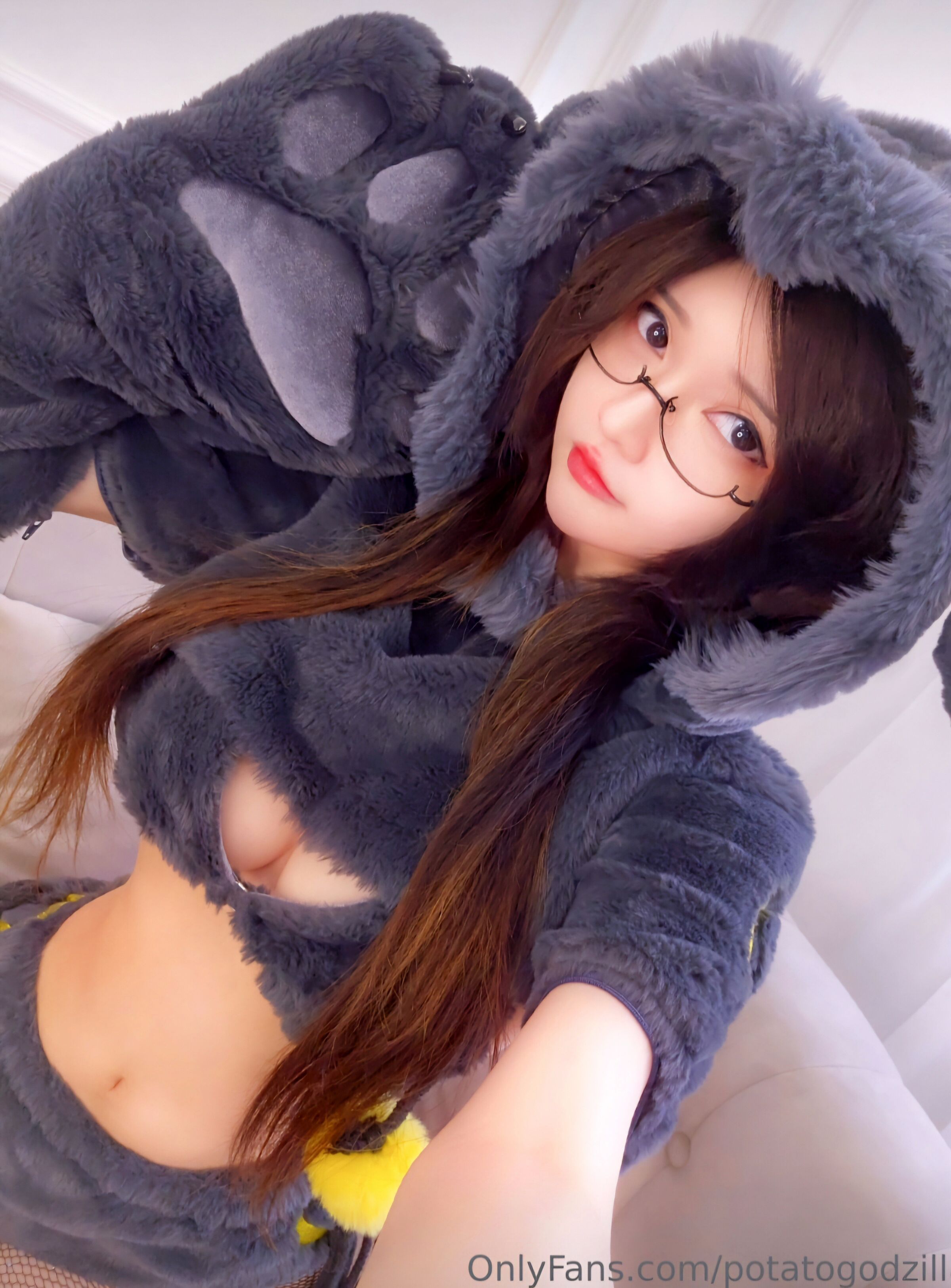 Khoai tây Godzilla - Umbreon