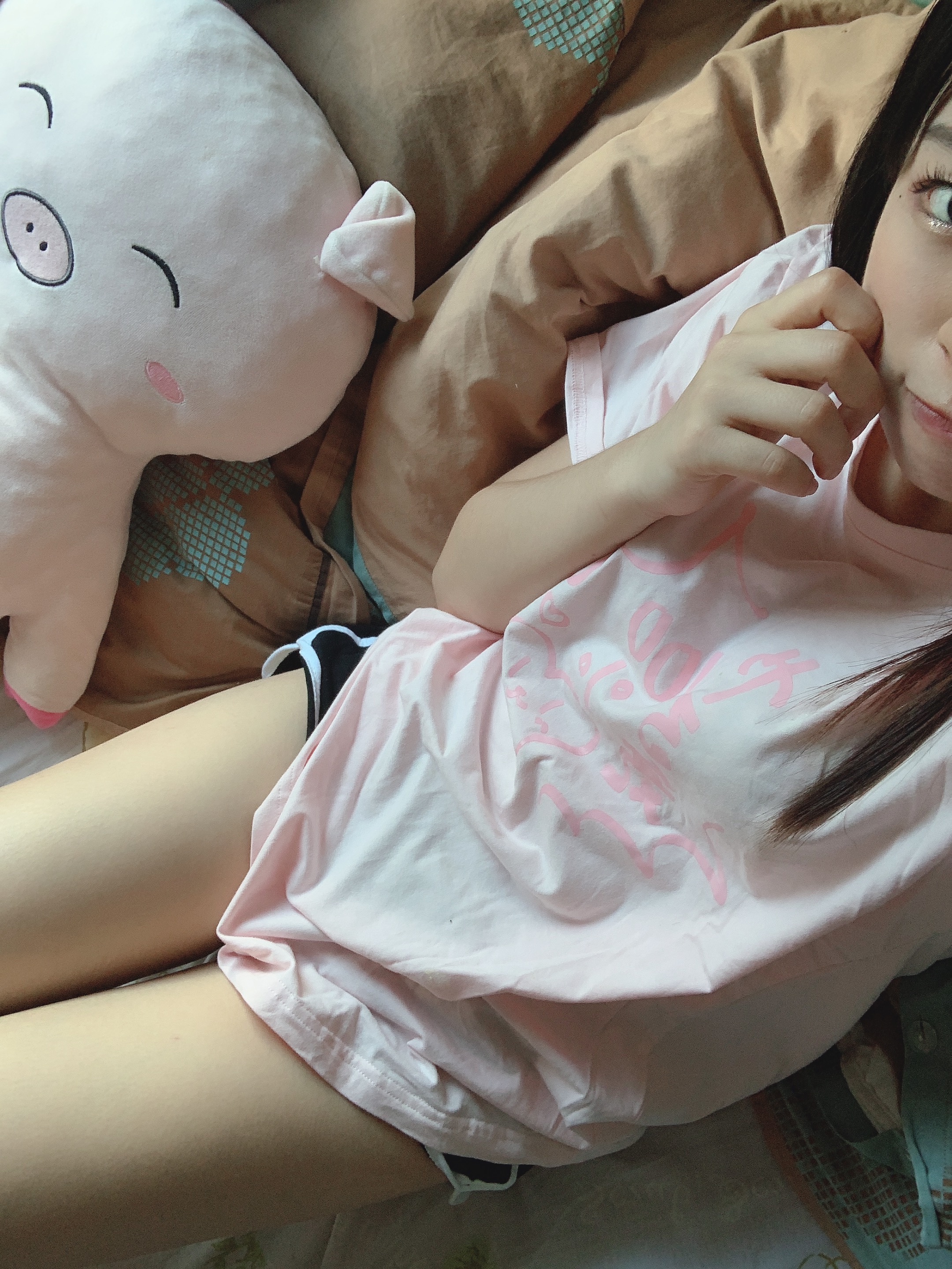"Hàng ngàn bức ảnh khiêu dâm độc ác" của Littlesshine đã được đồn đại là được công nhận bởi người nổi tiếng Internet có khuôn mặt trẻ em của Hồng Kông.