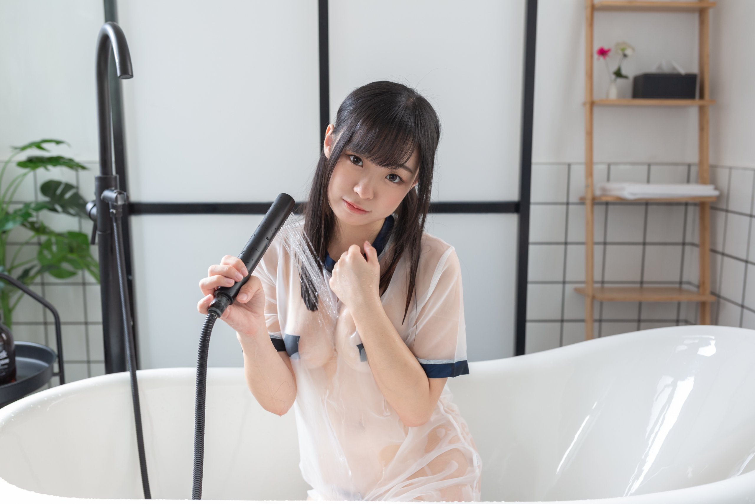 "Hàng ngàn bức ảnh khiêu dâm độc ác" của Littlesshine đã được đồn đại là được công nhận bởi người nổi tiếng Internet có khuôn mặt trẻ em của Hồng Kông.