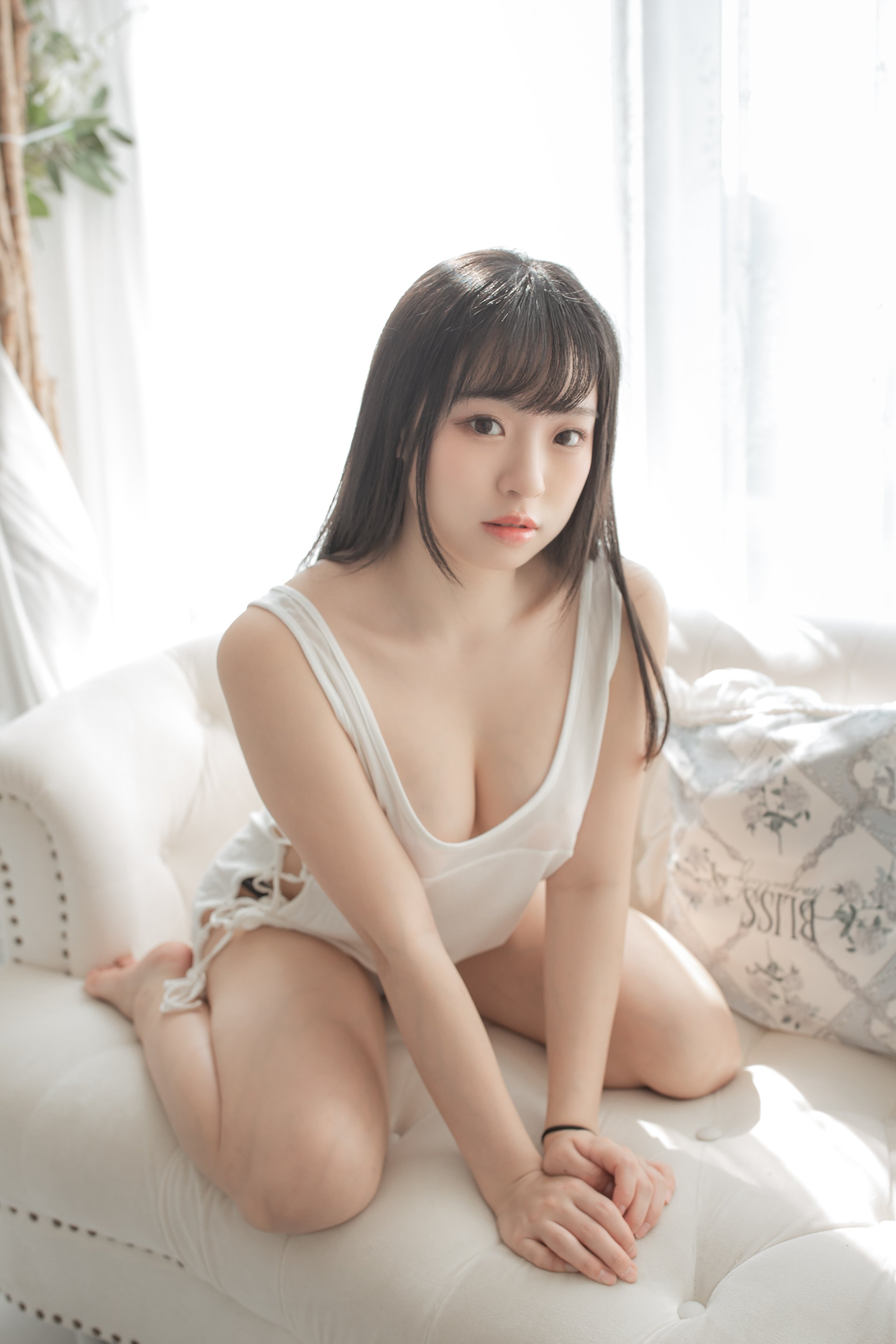 "Hàng ngàn bức ảnh khiêu dâm độc ác" của Littlesshine đã được đồn đại là được công nhận bởi người nổi tiếng Internet có khuôn mặt trẻ em của Hồng Kông.