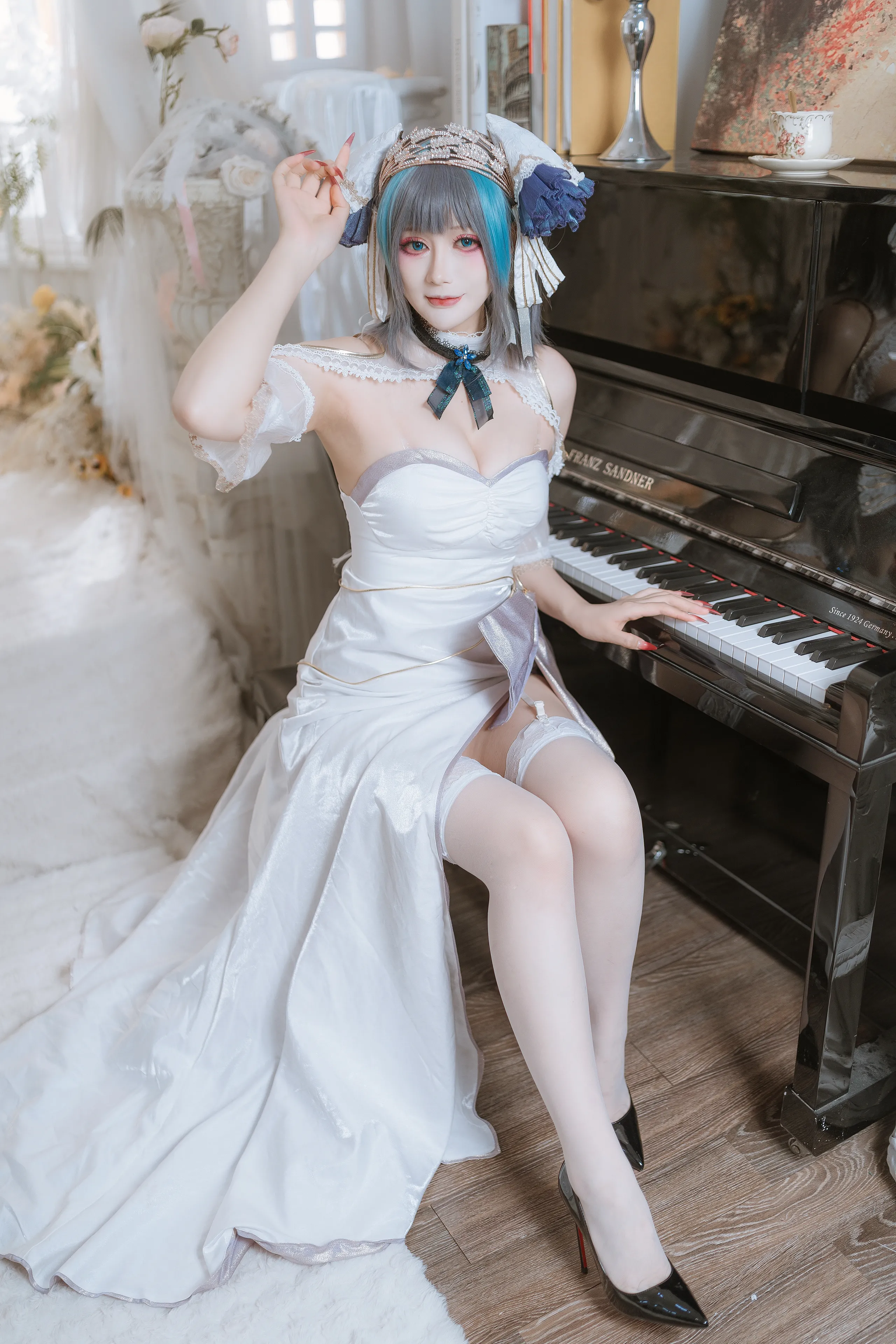 Thỏ béo - Váy Cheshire
