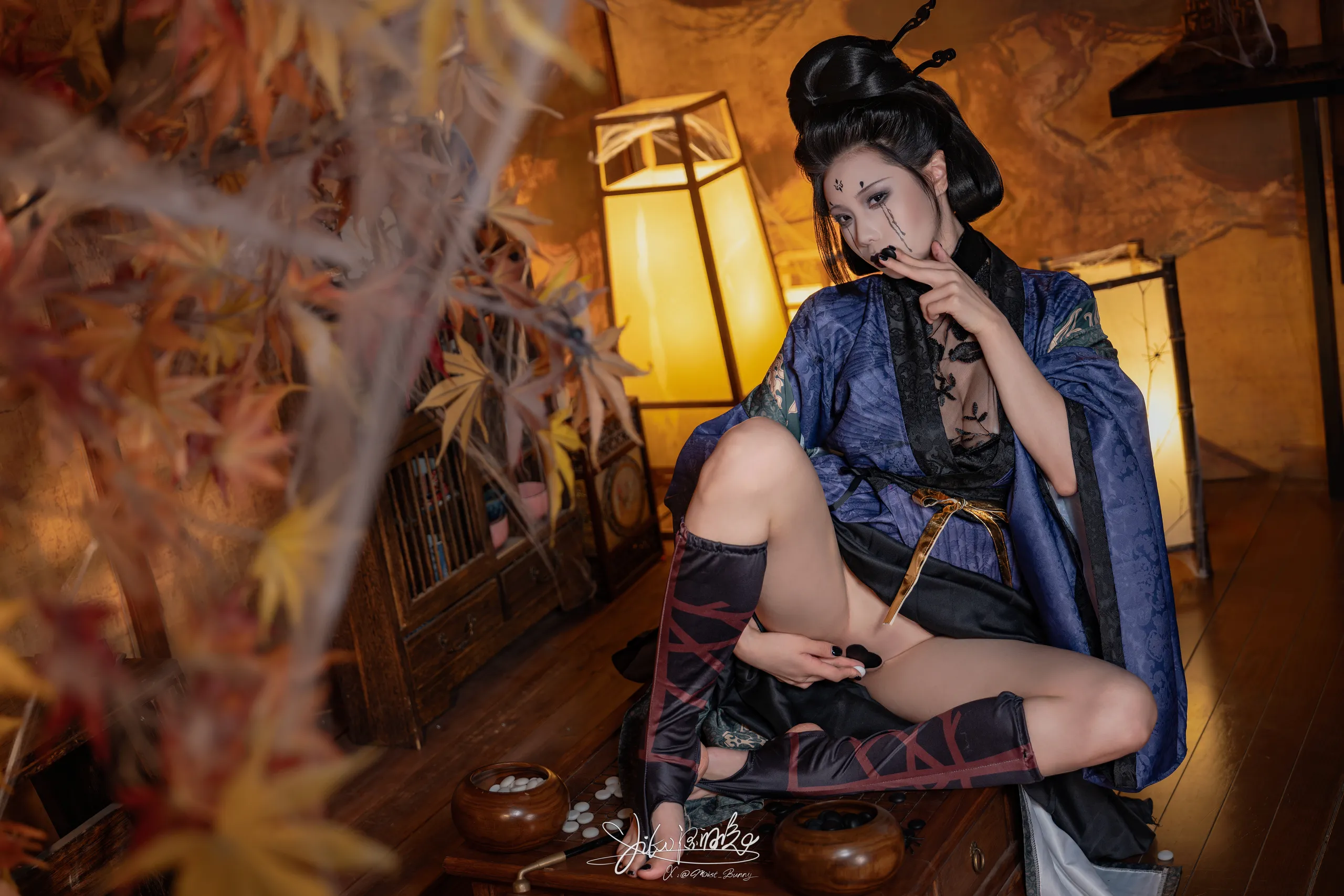 Yiko ẩm Thỏ - Huyền thoại đen bốn cô gái trong gian hàng