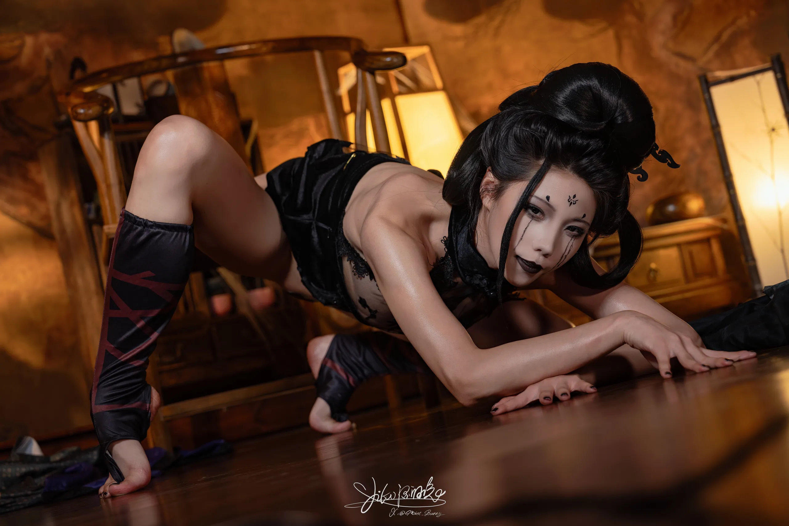 Yiko ẩm Thỏ - Huyền thoại đen bốn cô gái trong gian hàng