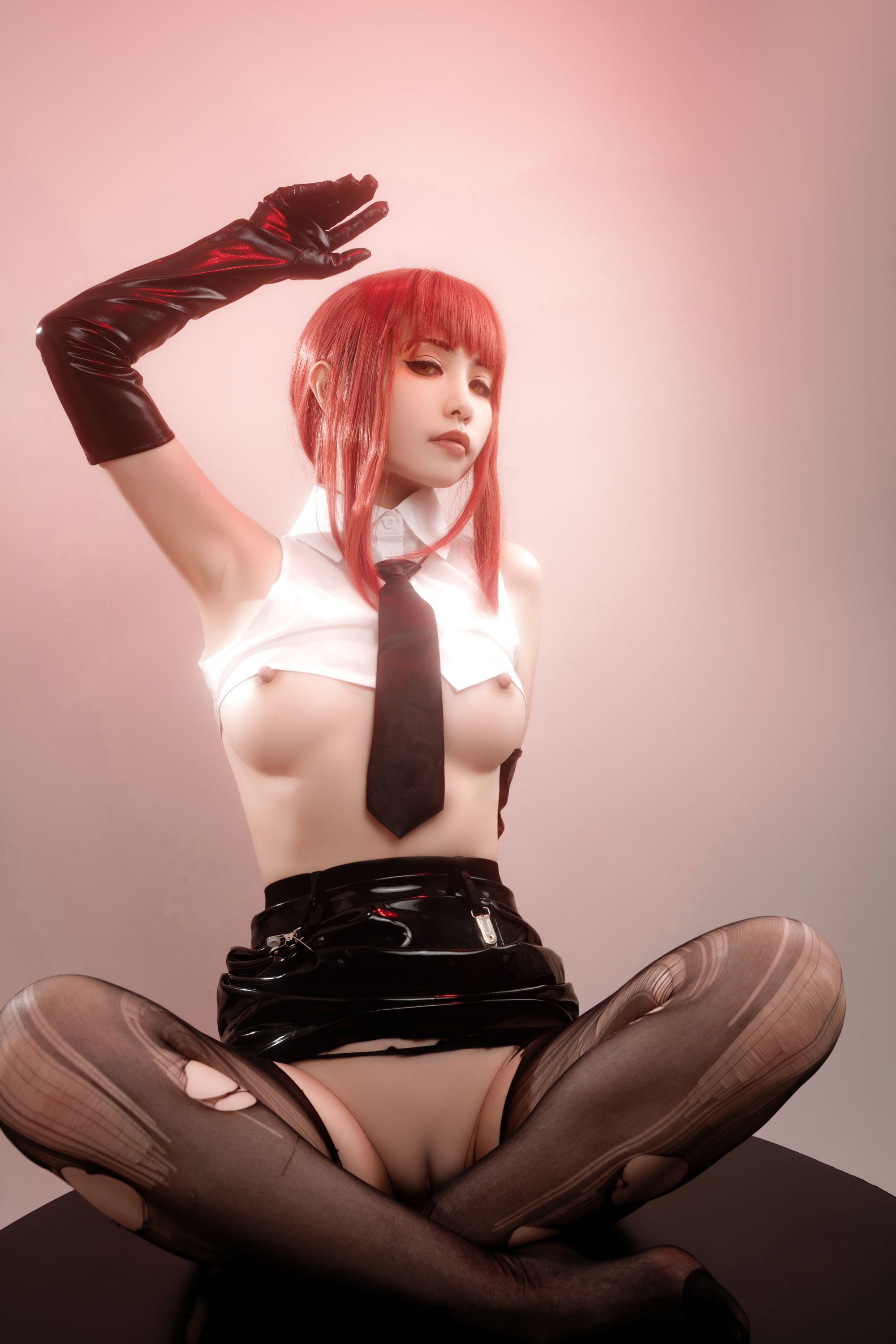 Hornycos - Cosplays đẹp mắt tóc đỏ như người đàn ông cưa máy Makima (Patreon)