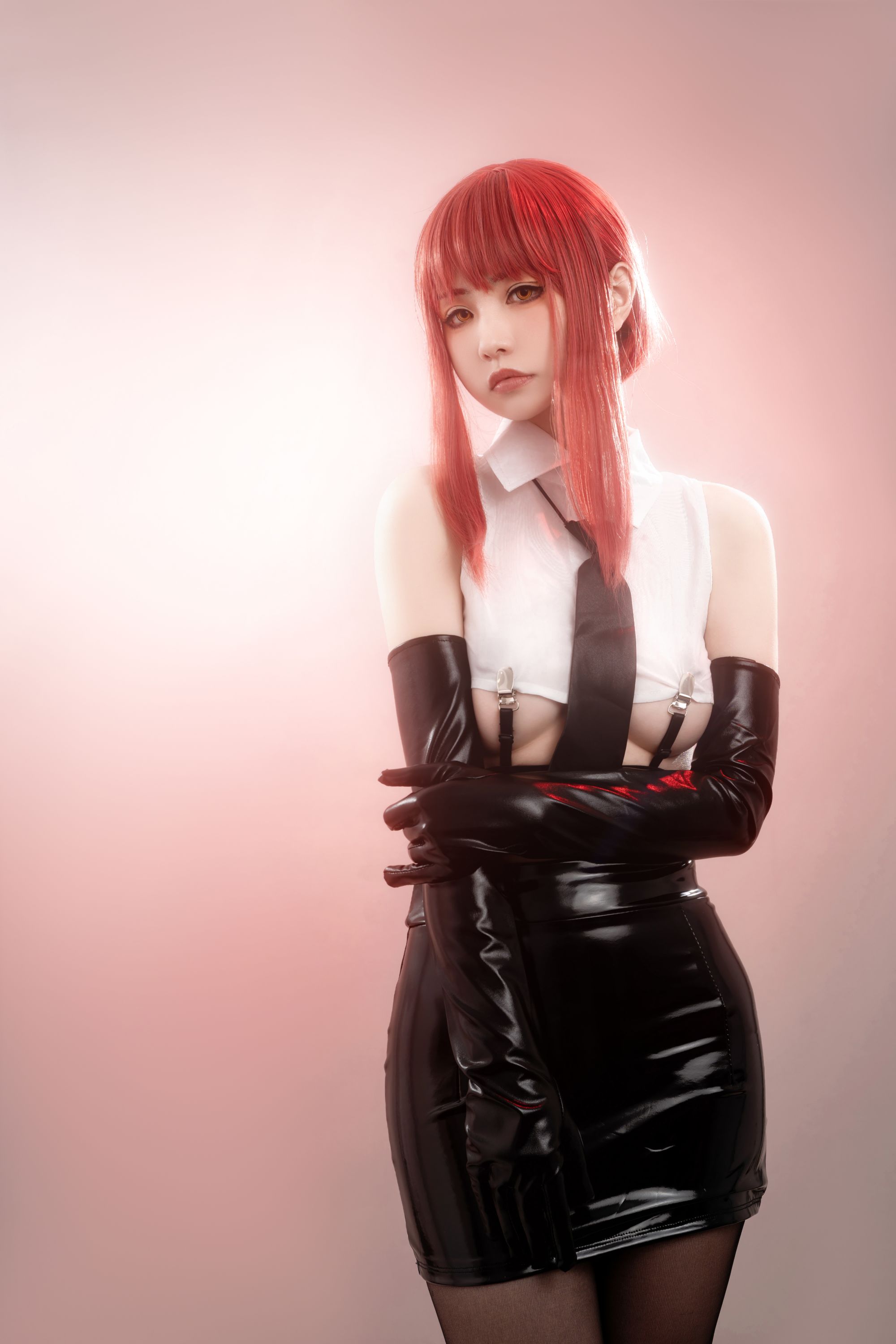 Hornycos - Cosplays đẹp mắt tóc đỏ như người đàn ông cưa máy Makima (Patreon)