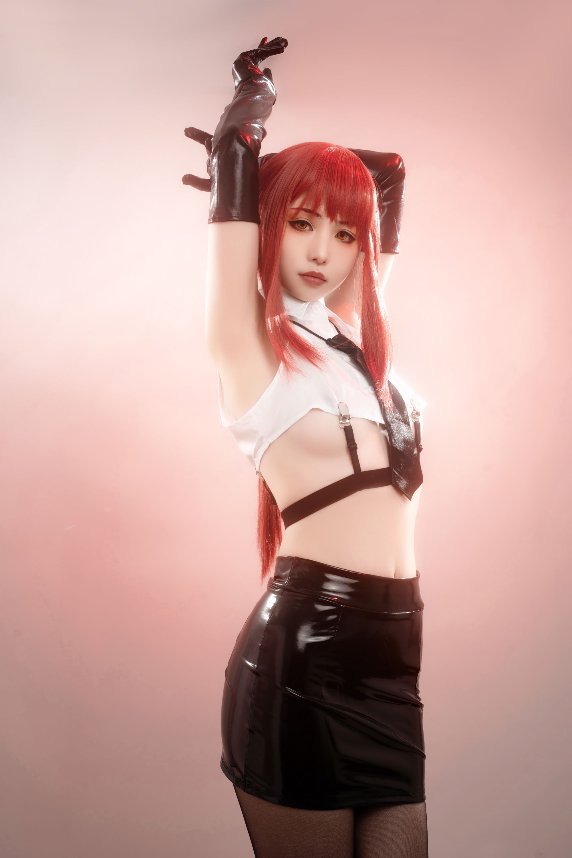 Hornycos - Cosplays đẹp mắt tóc đỏ như người đàn ông cưa máy Makima (Patreon)