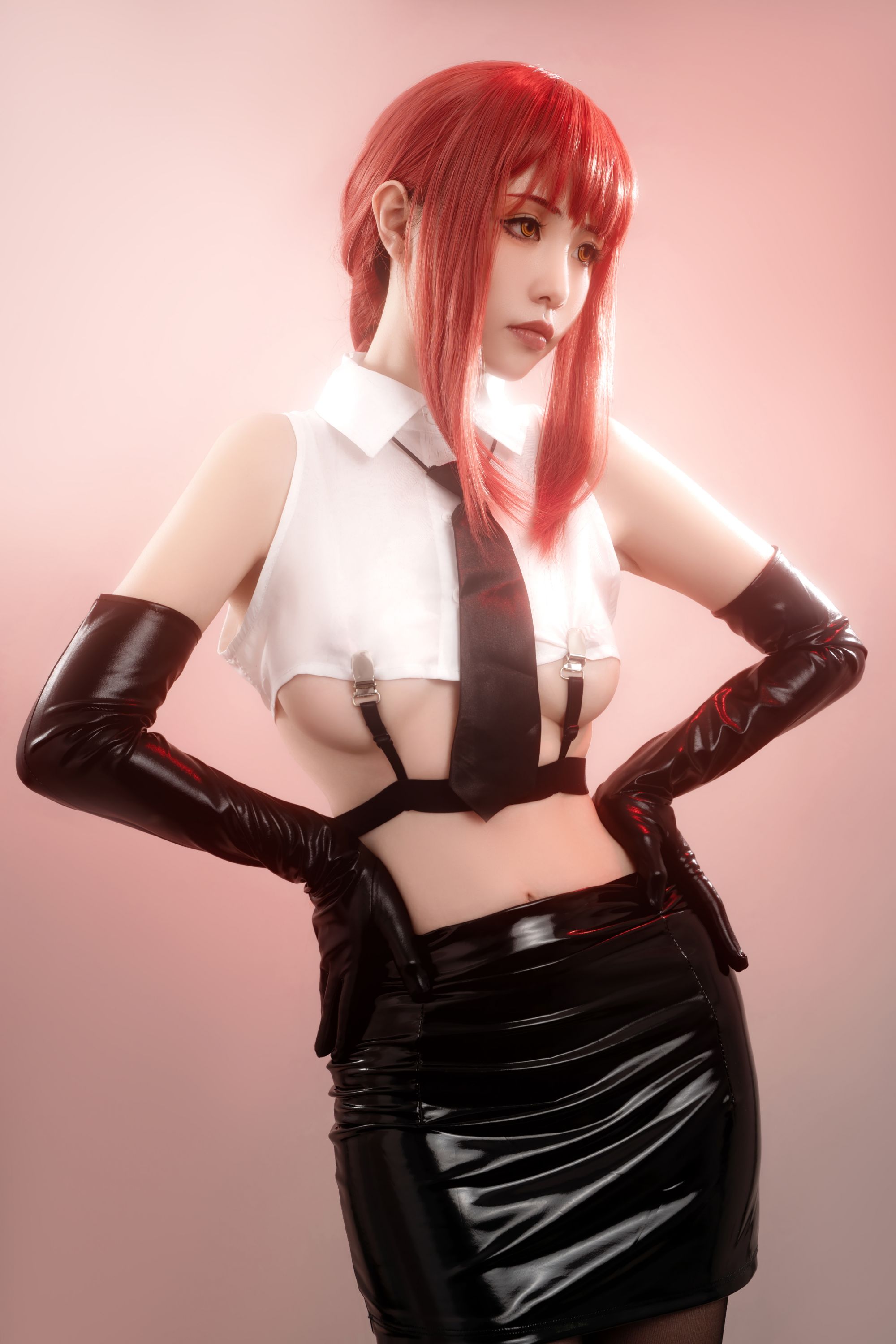 Hornycos - Cosplays đẹp mắt tóc đỏ như người đàn ông cưa máy Makima (Patreon)