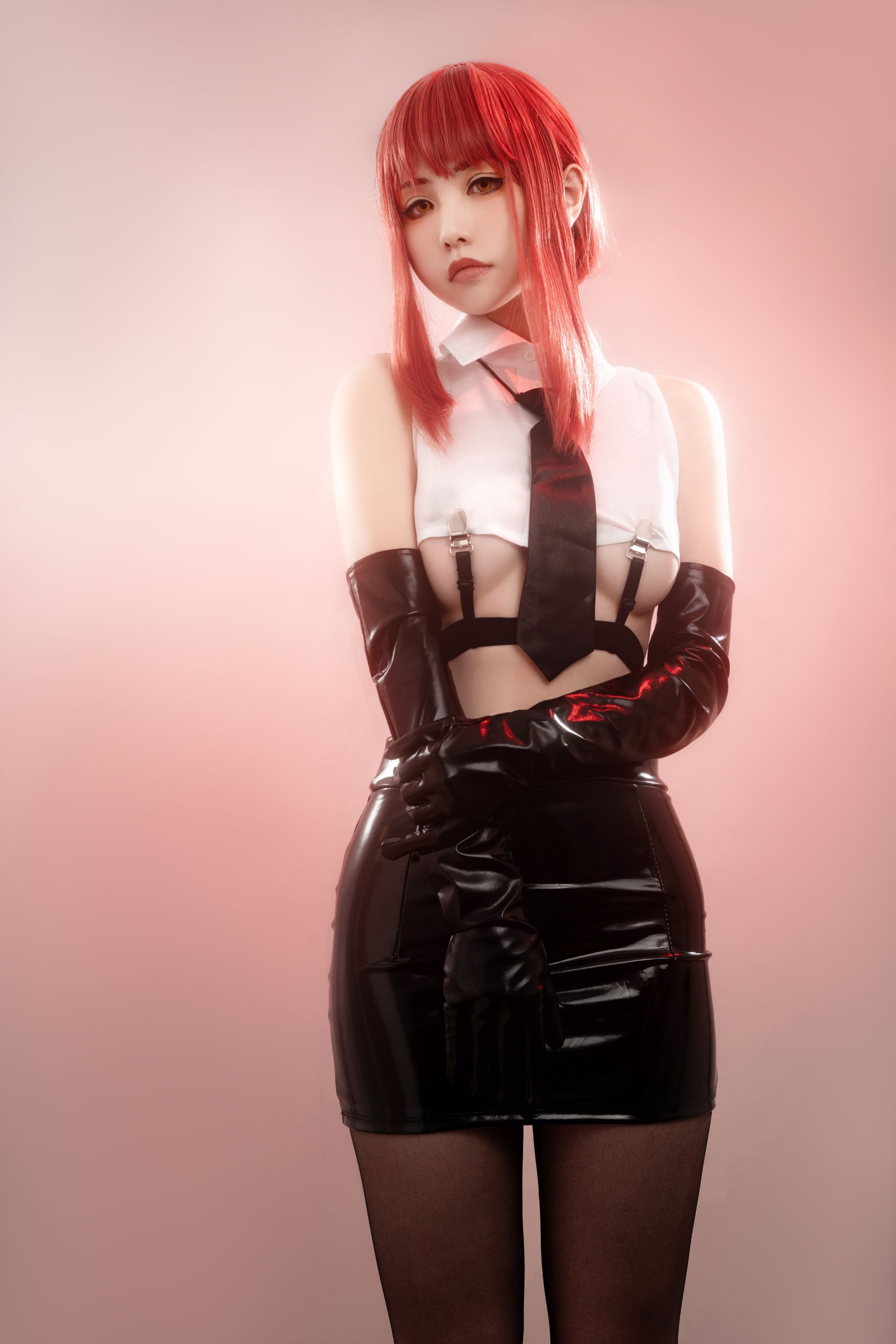 Hornycos - Cosplays đẹp mắt tóc đỏ như người đàn ông cưa máy Makima (Patreon)
