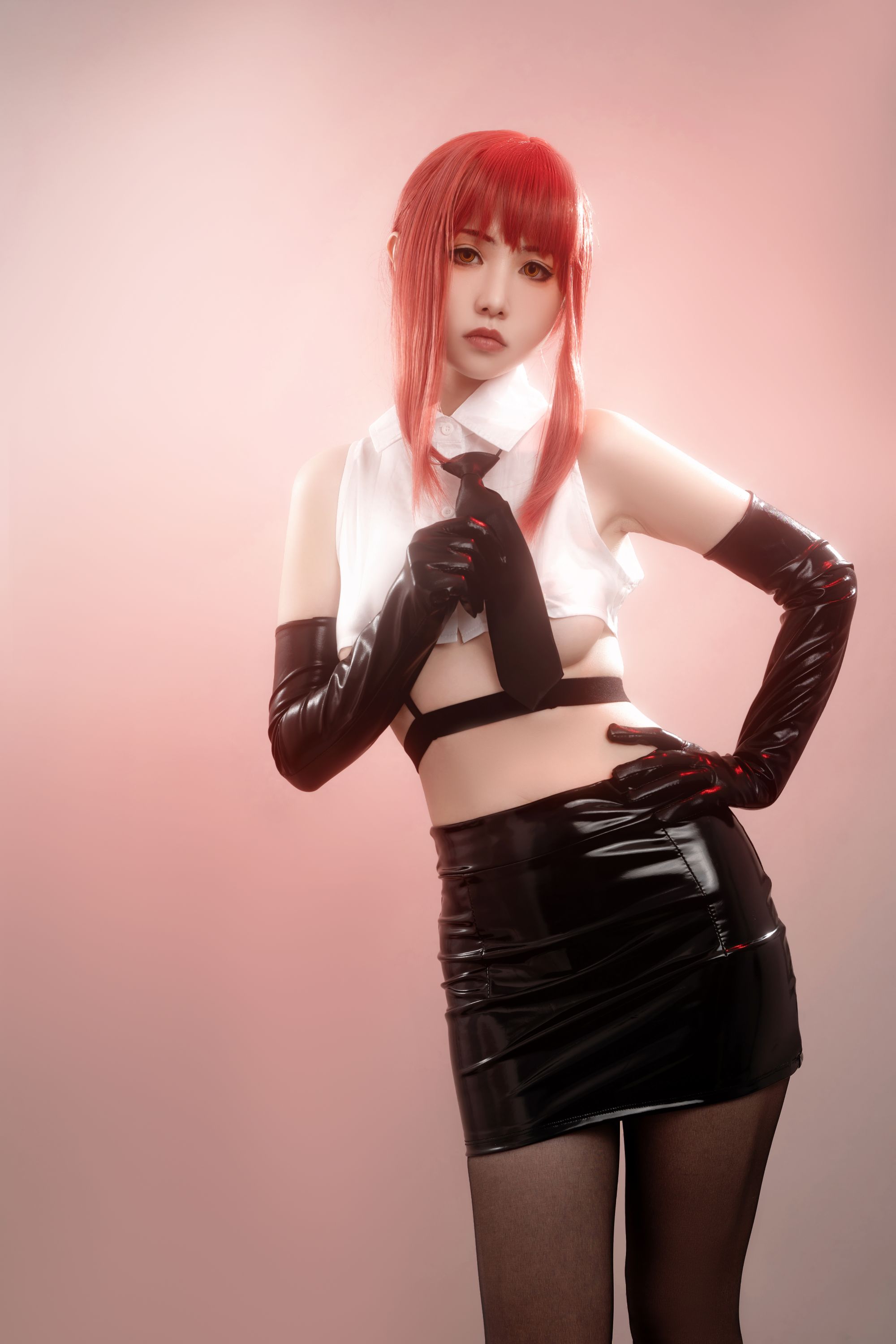 Hornycos - Cosplays đẹp mắt tóc đỏ như người đàn ông cưa máy Makima (Patreon)