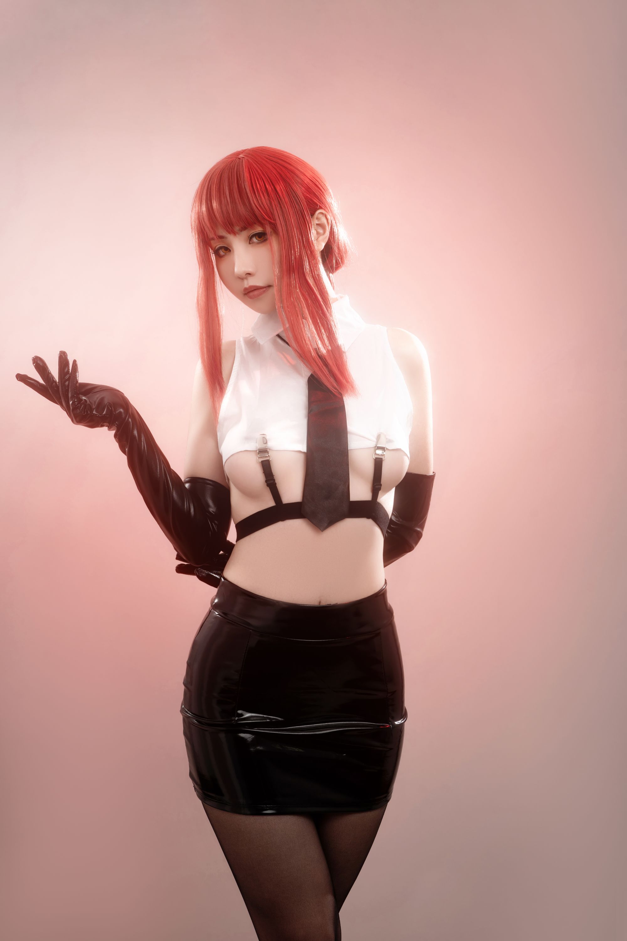 Hornycos - Cosplays đẹp mắt tóc đỏ như người đàn ông cưa máy Makima (Patreon)