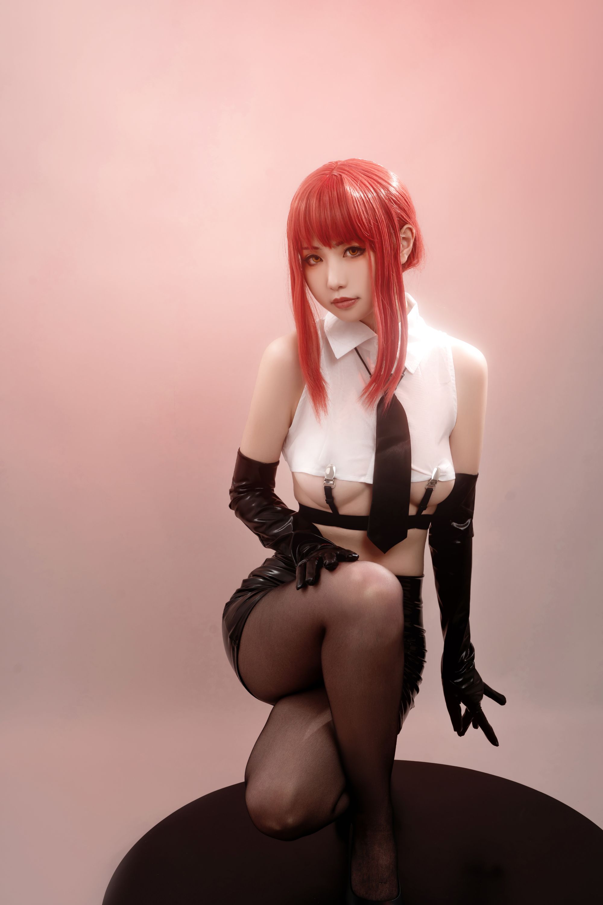 Hornycos - Cosplays đẹp mắt tóc đỏ như người đàn ông cưa máy Makima (Patreon)