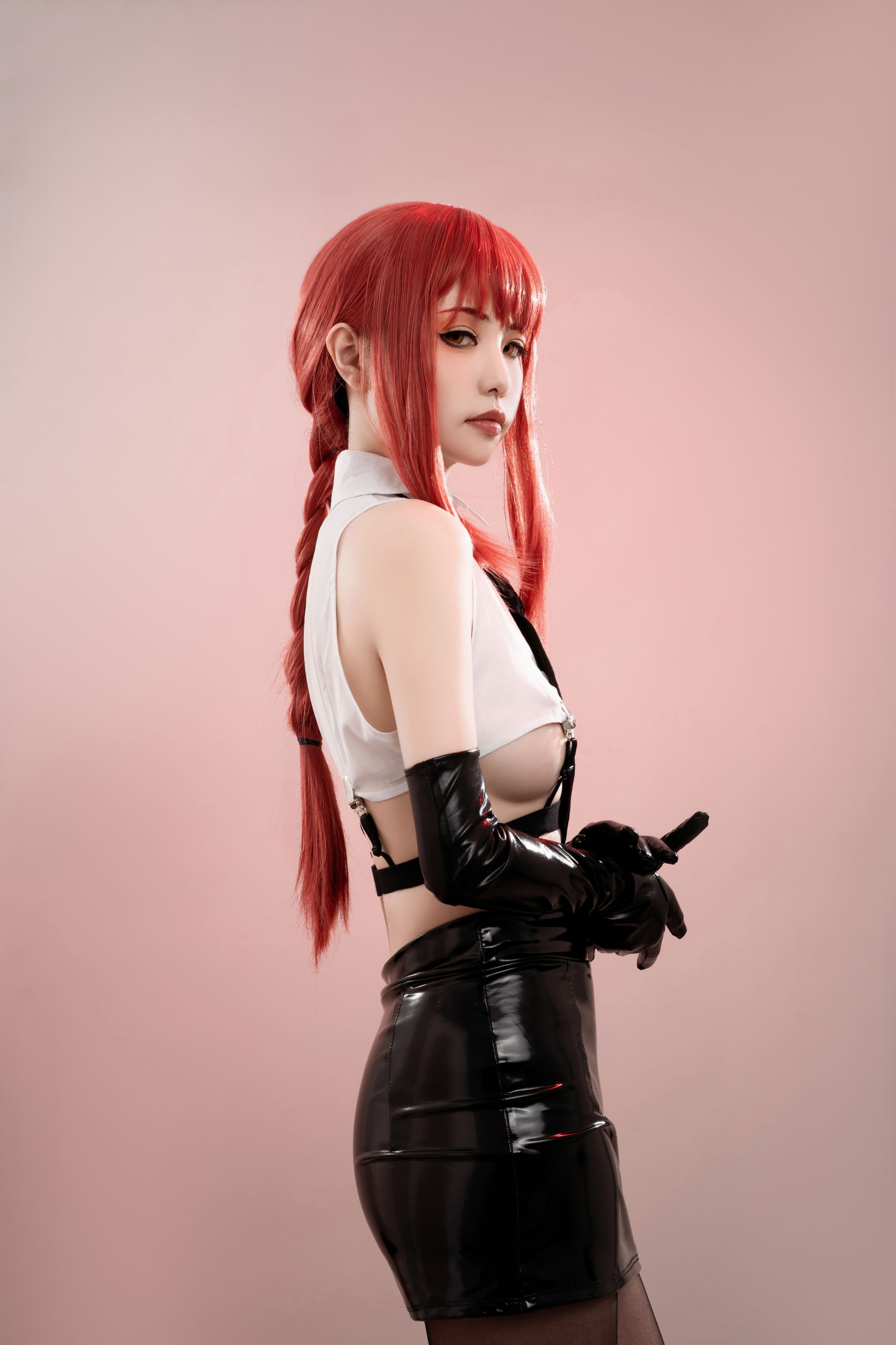 Hornycos - Cosplays đẹp mắt tóc đỏ như người đàn ông cưa máy Makima (Patreon)